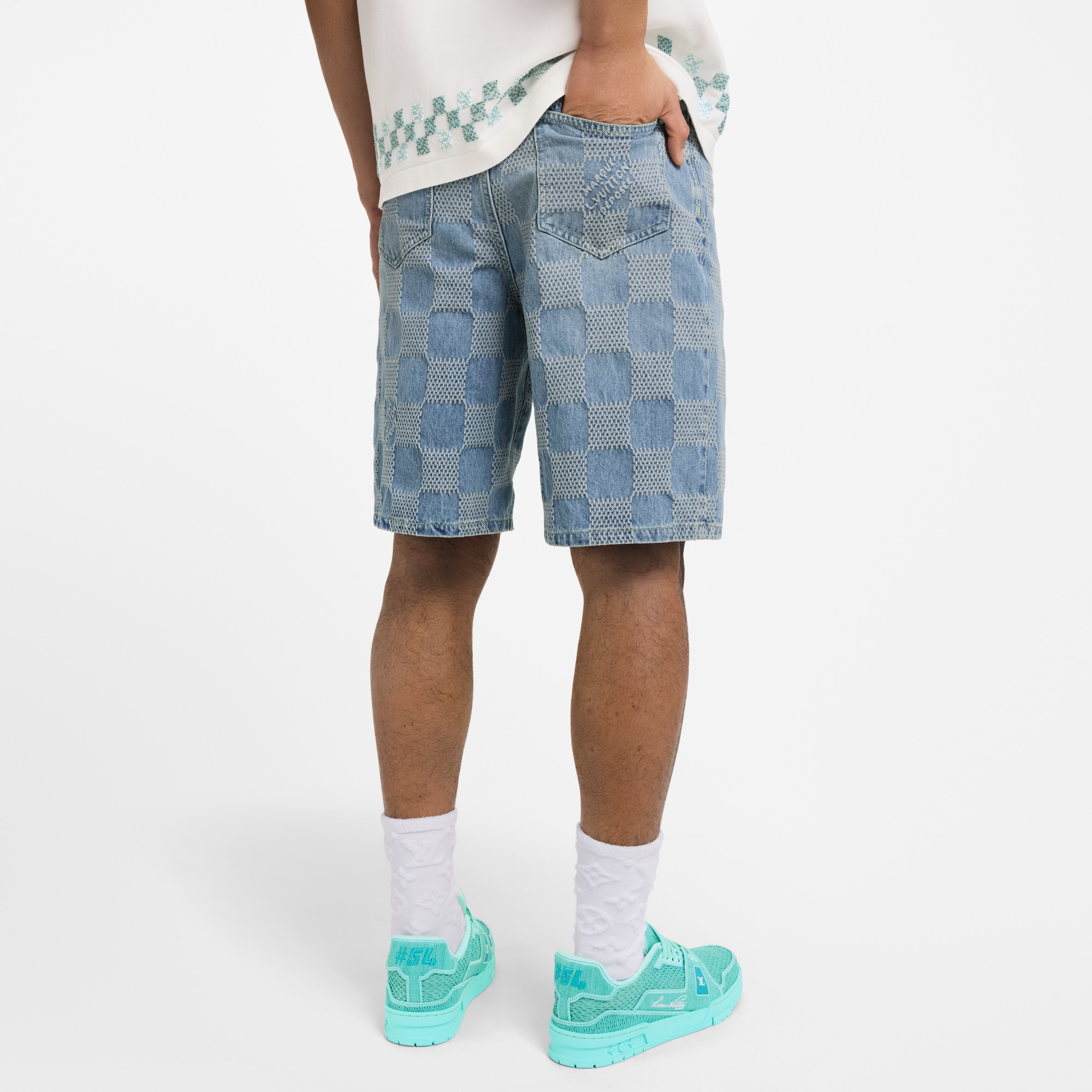 Leichte Shorts aus Denim mit 3D-Damier-Motiv  Herren Ready to Wear Denim | LOUIS VUITTON (Zoom)