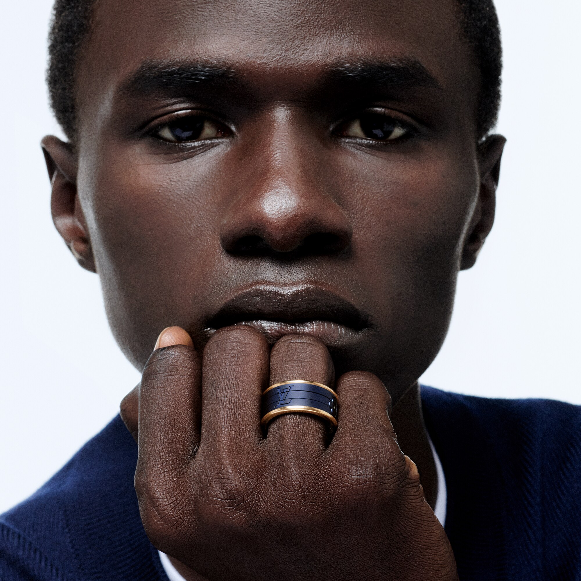 Les Gastons Vuitton Puzzle Ring, Gelbgold und Titan  Schmuck Kategorien Ringe | LOUIS VUITTON (Zoom)