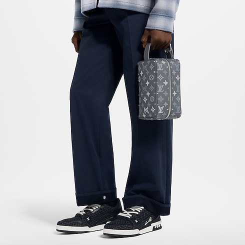 Locker Dopp Kit Monogram Shadow Herren Reisegepäck Reiseaccessoires | LOUIS VUITTON (Zoom)