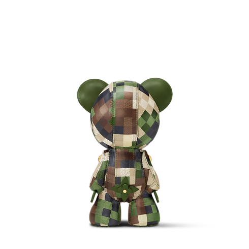 Louis Collectible Damoflage Nylon Trunks, Reisen und Wohnen Highlights Art de Vivre Kampagne | LOUIS VUITTON (Zoom)