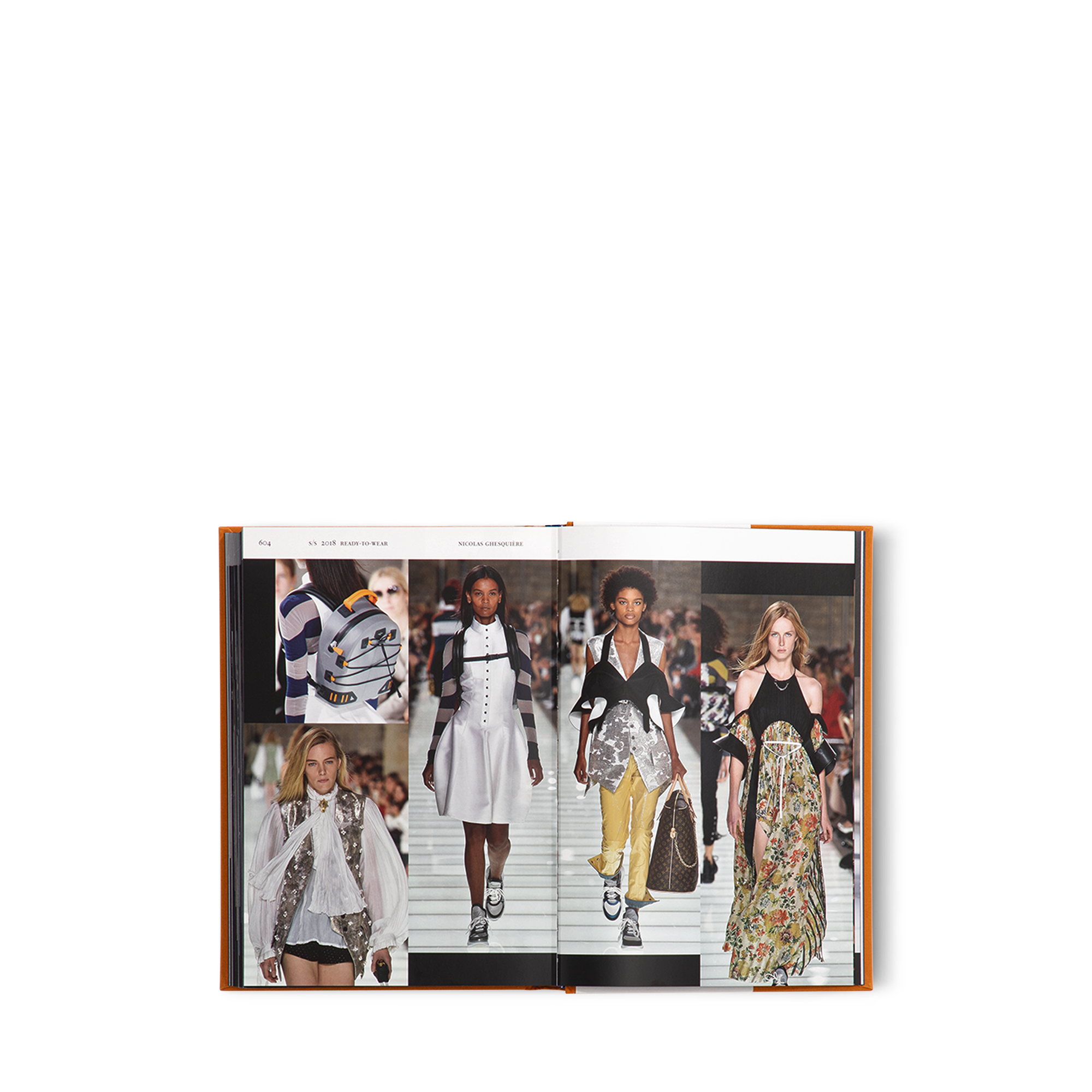 Louis Vuitton Catwalk  Trunks, Reisen und Wohnen Bücher und Schreibaccessoires Bücher | LOUIS VUITTON (Zoom)