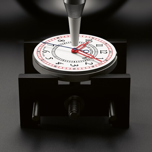 Louis Vuitton Monterey, Automatikuhrwerk, 37 mm, Keramik und Stahl Uhren Alle Uhren } | LOUIS VUITTON