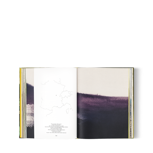 Louis Vuitton: A Perfume Atlas, französische Ausgabe Trunks, Reisen und Wohnen Bücher und Schreibaccessoires Bücher | LOUIS VUITTON (Zoom)