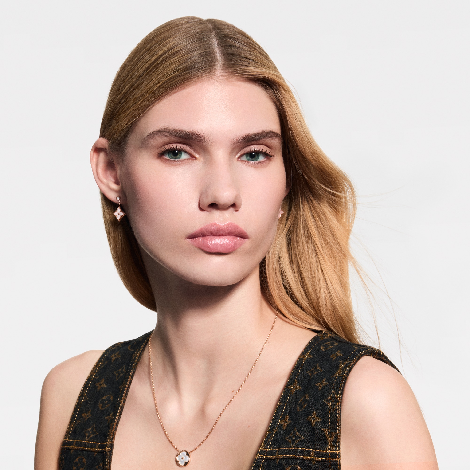 LV Baume - Lippenbalsam Nachfüllpackung   Düfte und Kosmetik Lippen } | LOUIS VUITTON (Zoom)