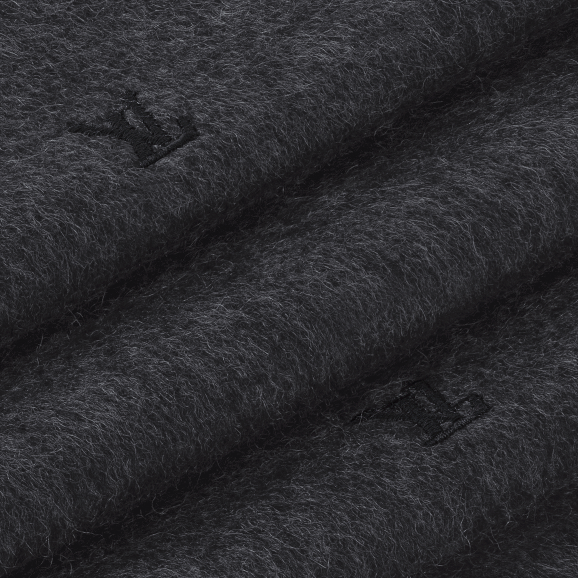 LV Blason Embroidered Schal S00 Herren Accessoires Schals | LOUIS VUITTON (Zoom)