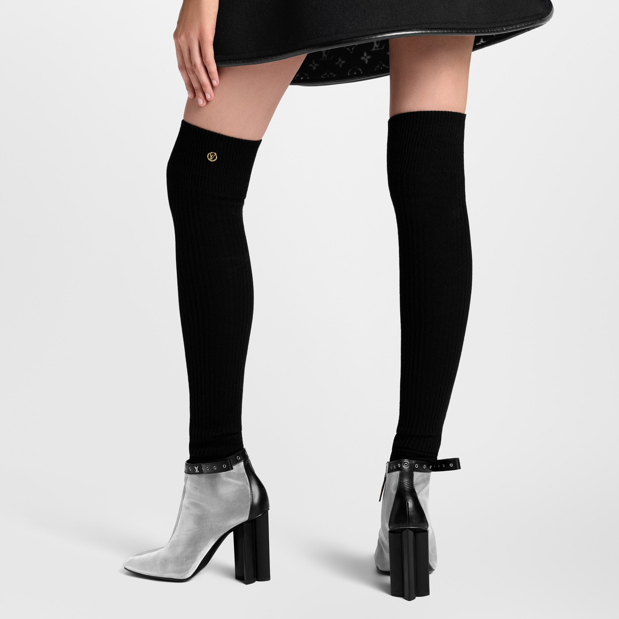 LV Circle Socken S00 Damen Accessoires Hüte & Mützen | LOUIS VUITTON (Zoom)