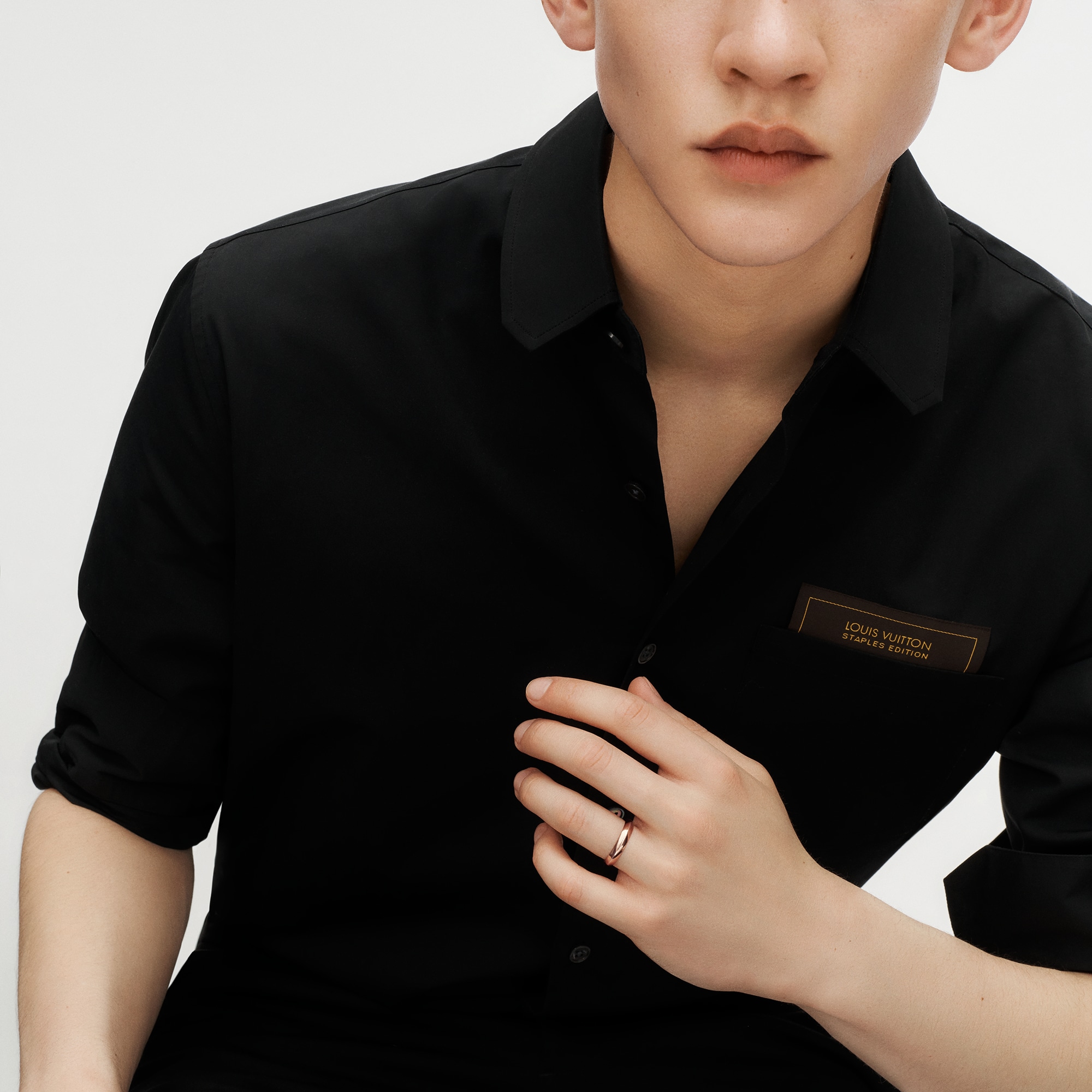 LV Diamonds 4 mm breiter Ehering, Roségold  Schmuck Kategorien Wedding Bands | LOUIS VUITTON (Zoom)