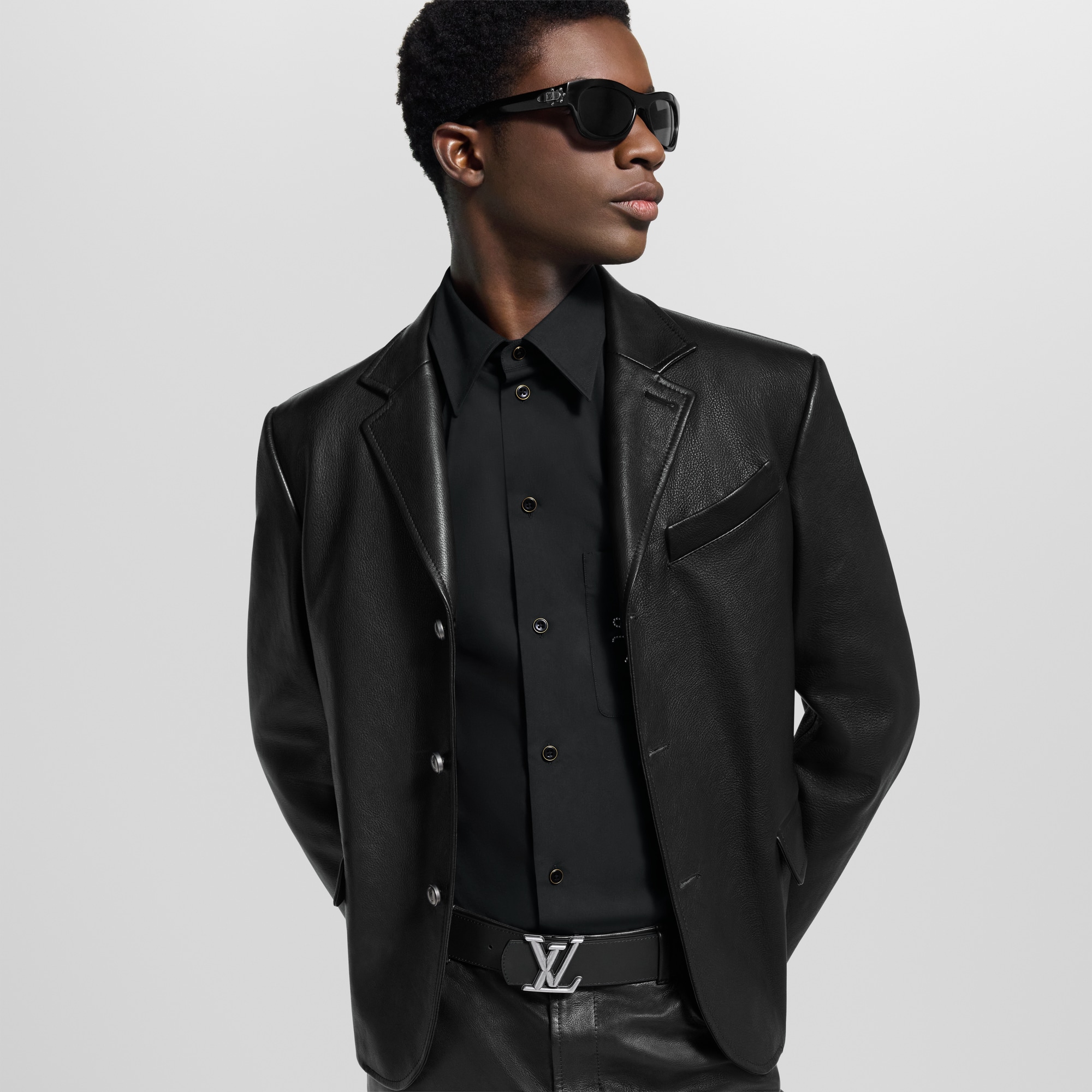 LV Dimension Rockabilly Studs Wendegürtel 40 mm  Herren Accessoires Gürtel | LOUIS VUITTON (Zoom)