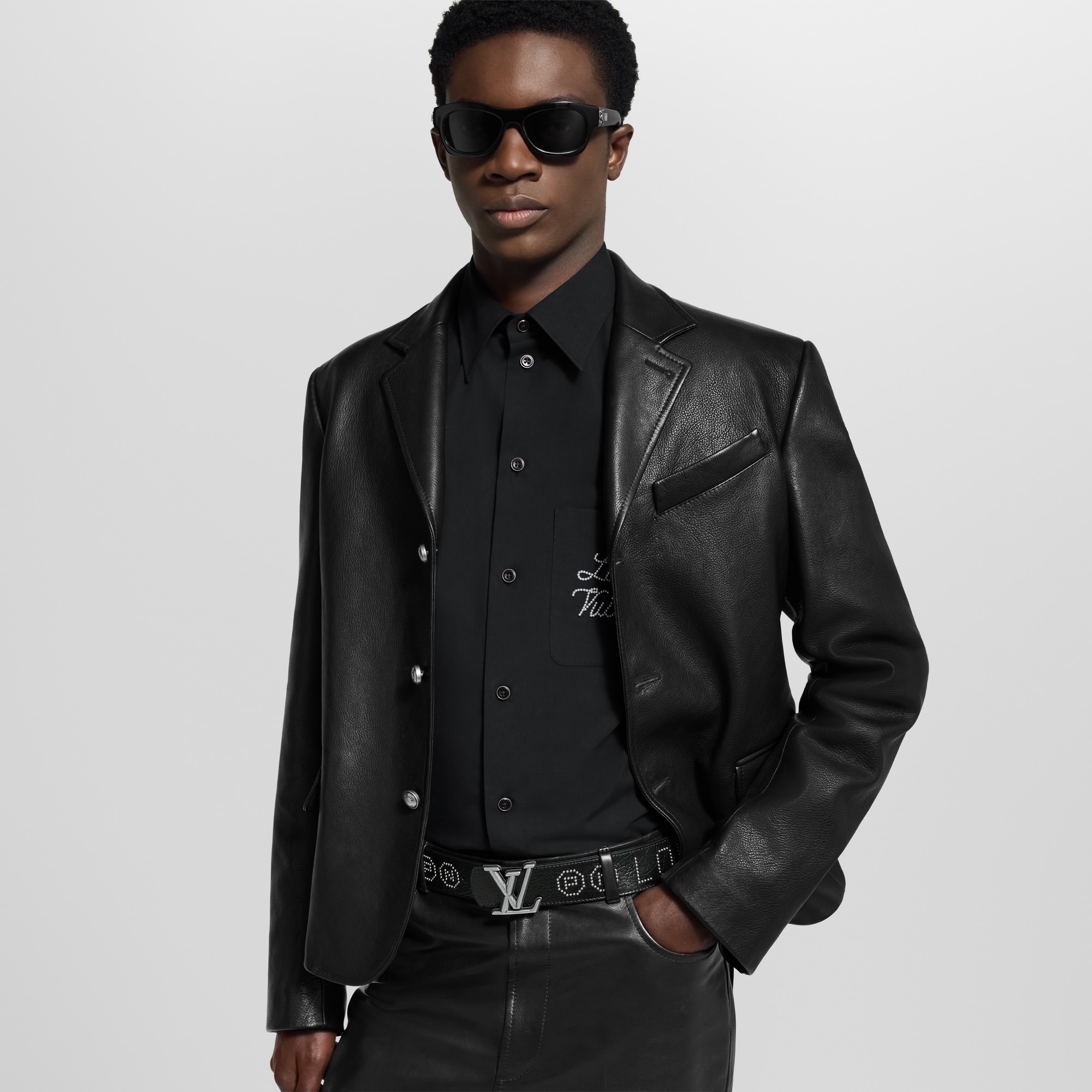 LV Dimension Rockabilly Studs Wendegürtel 40 mm  Herren Accessoires Gürtel | LOUIS VUITTON (Zoom)