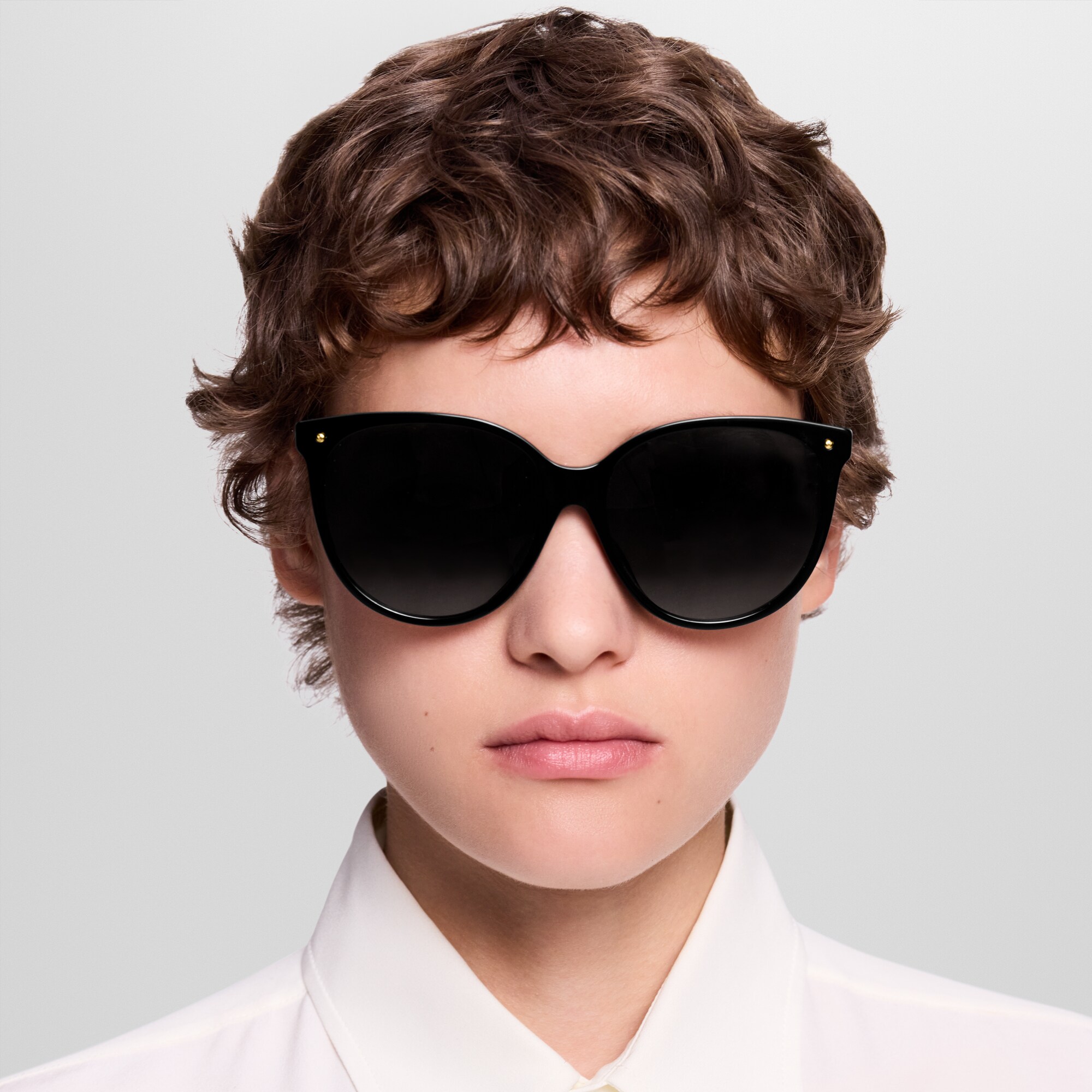 LV First Round Sonnenbrille S00 Damen Accessoires Sonnenbrillen | LOUIS VUITTON (Zoom)