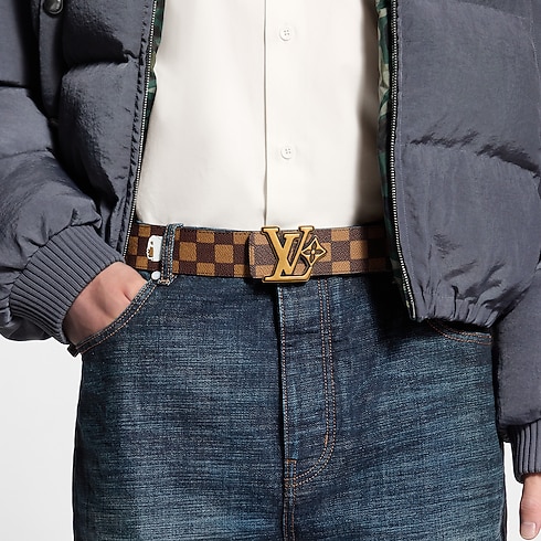 LV Flower Damier Phriendship Wendegürtel 40 mm Herren Accessoires Gürtel | LOUIS VUITTON (Zoom)