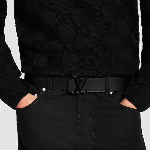 LV Initiales Damoflage Wendegürtel 40 mm cropped worn view