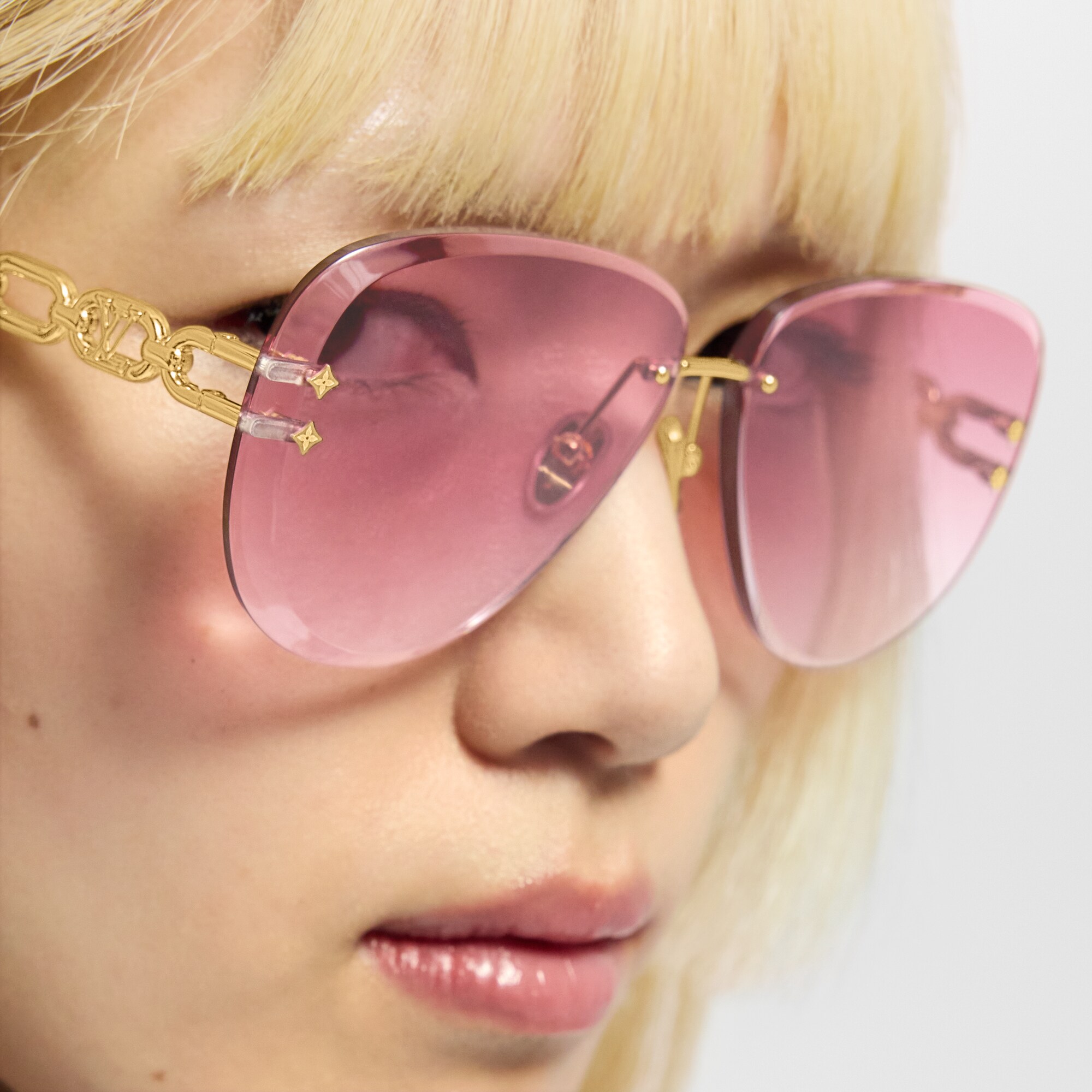 LV Jewel Pilot Sonnenbrille S00 Damen Accessoires Sonnenbrillen | LOUIS VUITTON (Zoom)