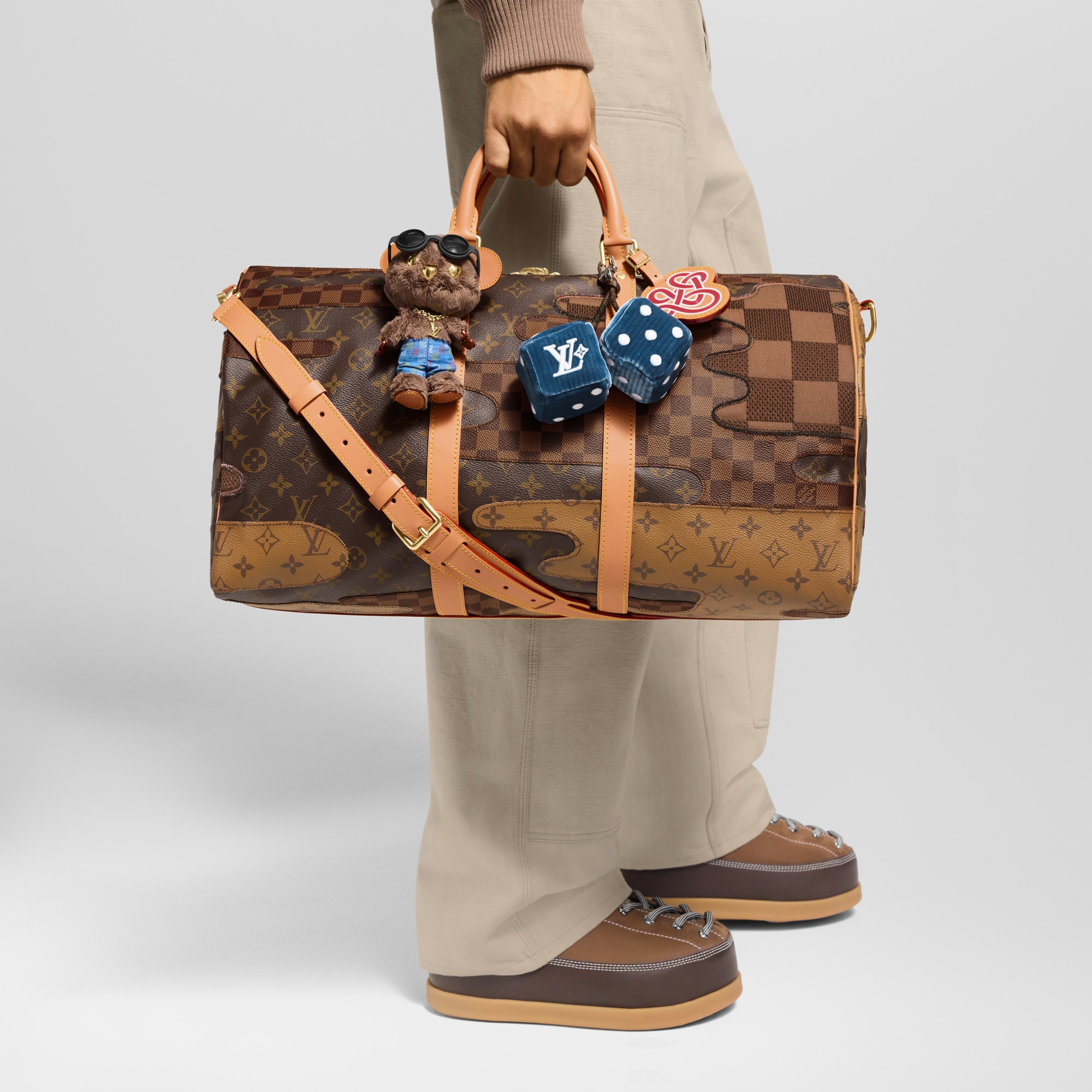 LV Louis Bear Taschenschmuck S00 Herren Accessoires Schlüsselanhänger und Taschenschmuck | LOUIS VUITTON (Zoom)