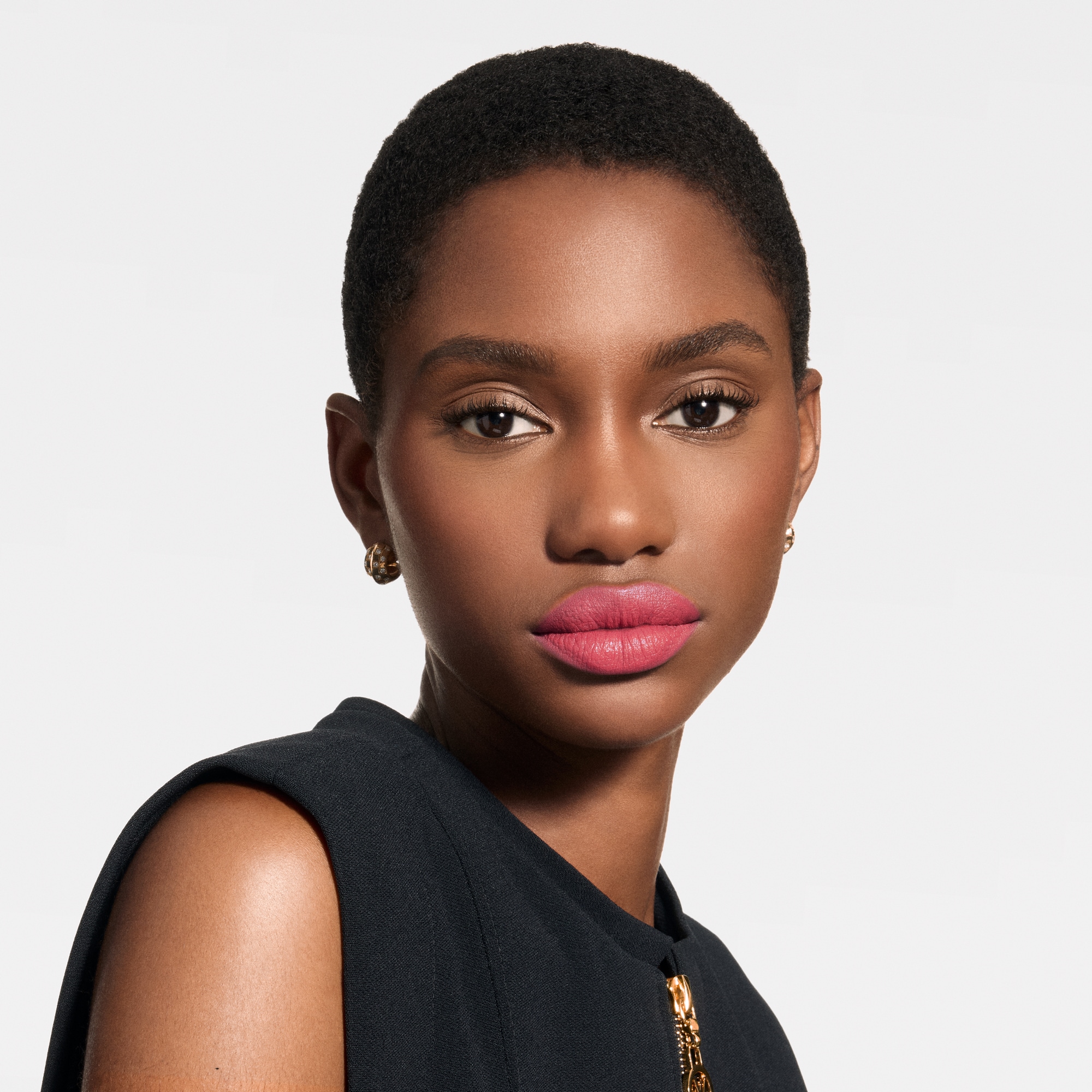 LV Rouge - Matter Lippenstift   Düfte und Kosmetik Lippen } | LOUIS VUITTON (Zoom)