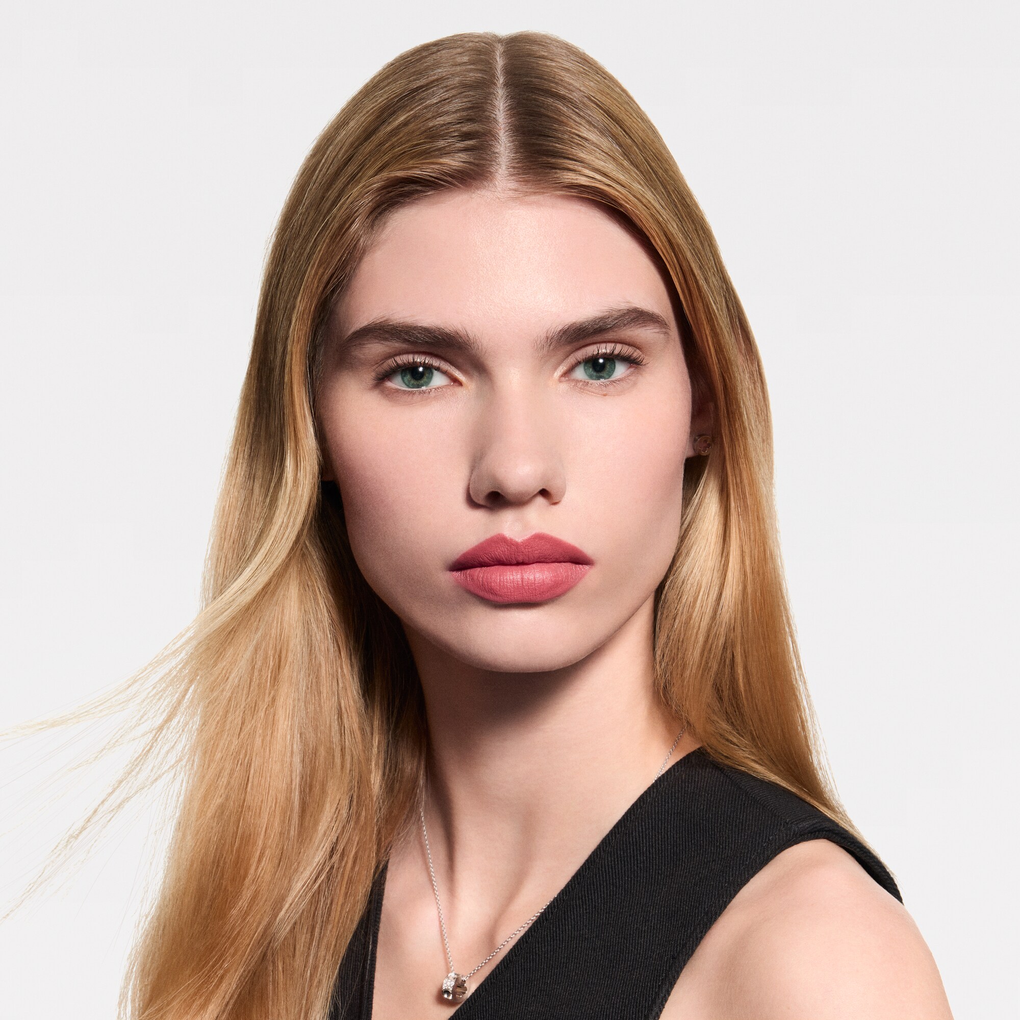 LV Rouge - Matter Lippenstift Nachfüllpackung   Düfte und Kosmetik Lippen } | LOUIS VUITTON (Zoom)