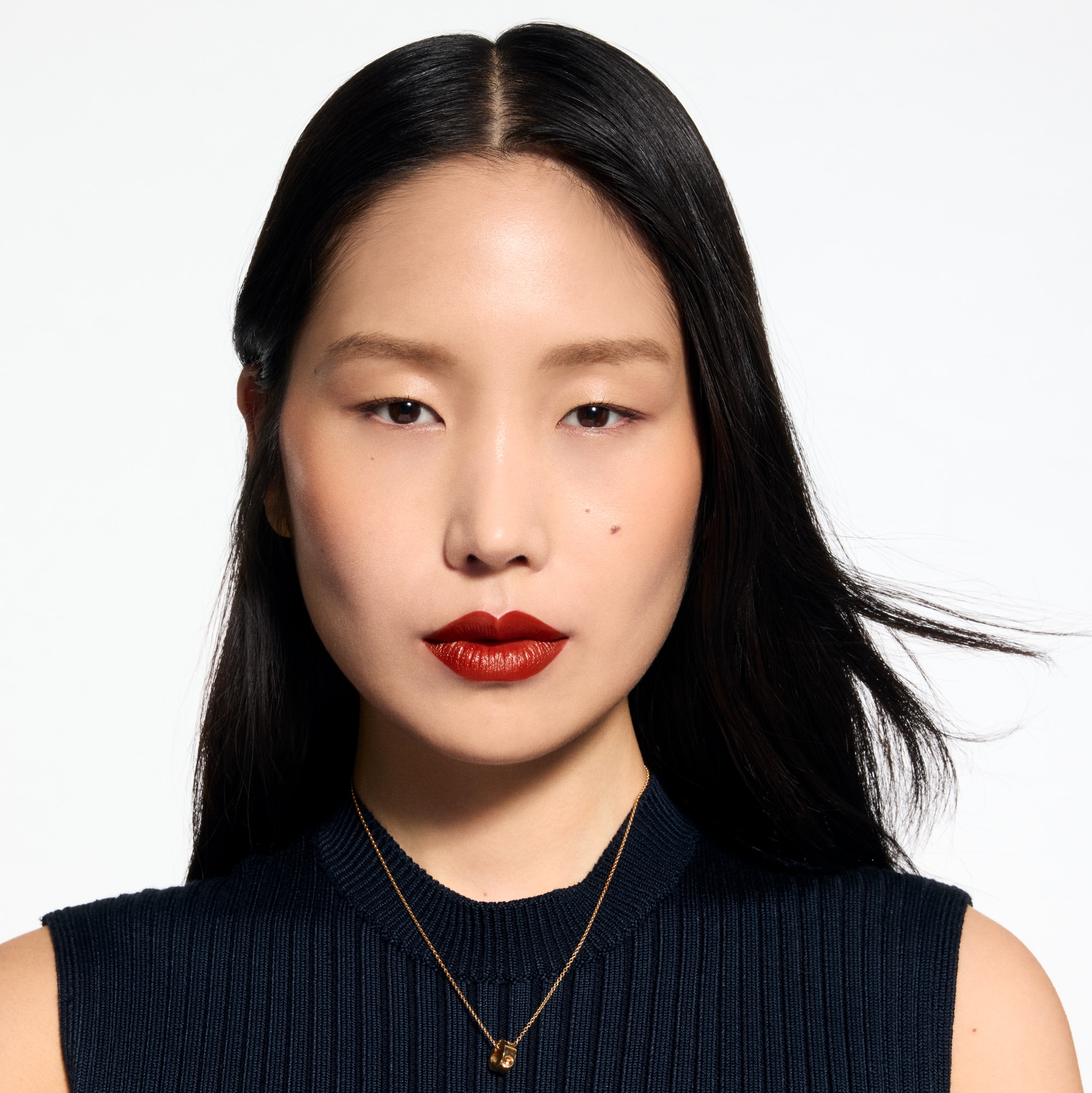 LV Rouge - Satin Lippenstift Nachfüllpackung   Düfte und Kosmetik Lippen } | LOUIS VUITTON (Zoom)