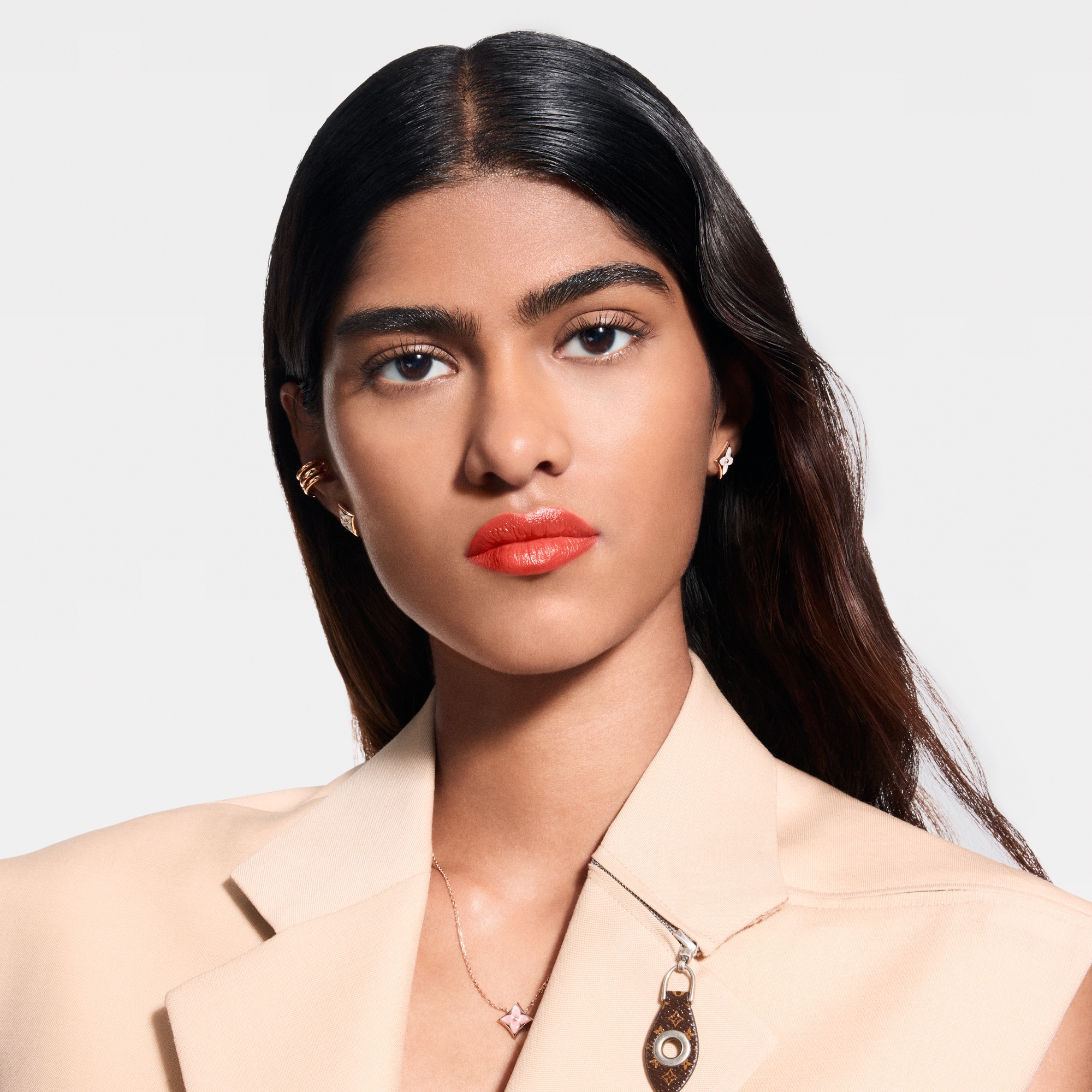 LV Rouge - Satin Lippenstift Nachfüllpackung   Düfte und Kosmetik Lippen } | LOUIS VUITTON (Zoom)