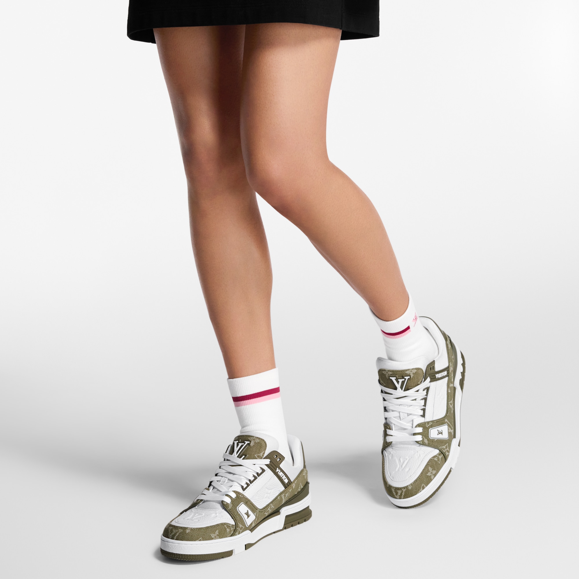 LV Trainer Sneaker  Damen Schuhe Sneakers | LOUIS VUITTON (Zoom)
