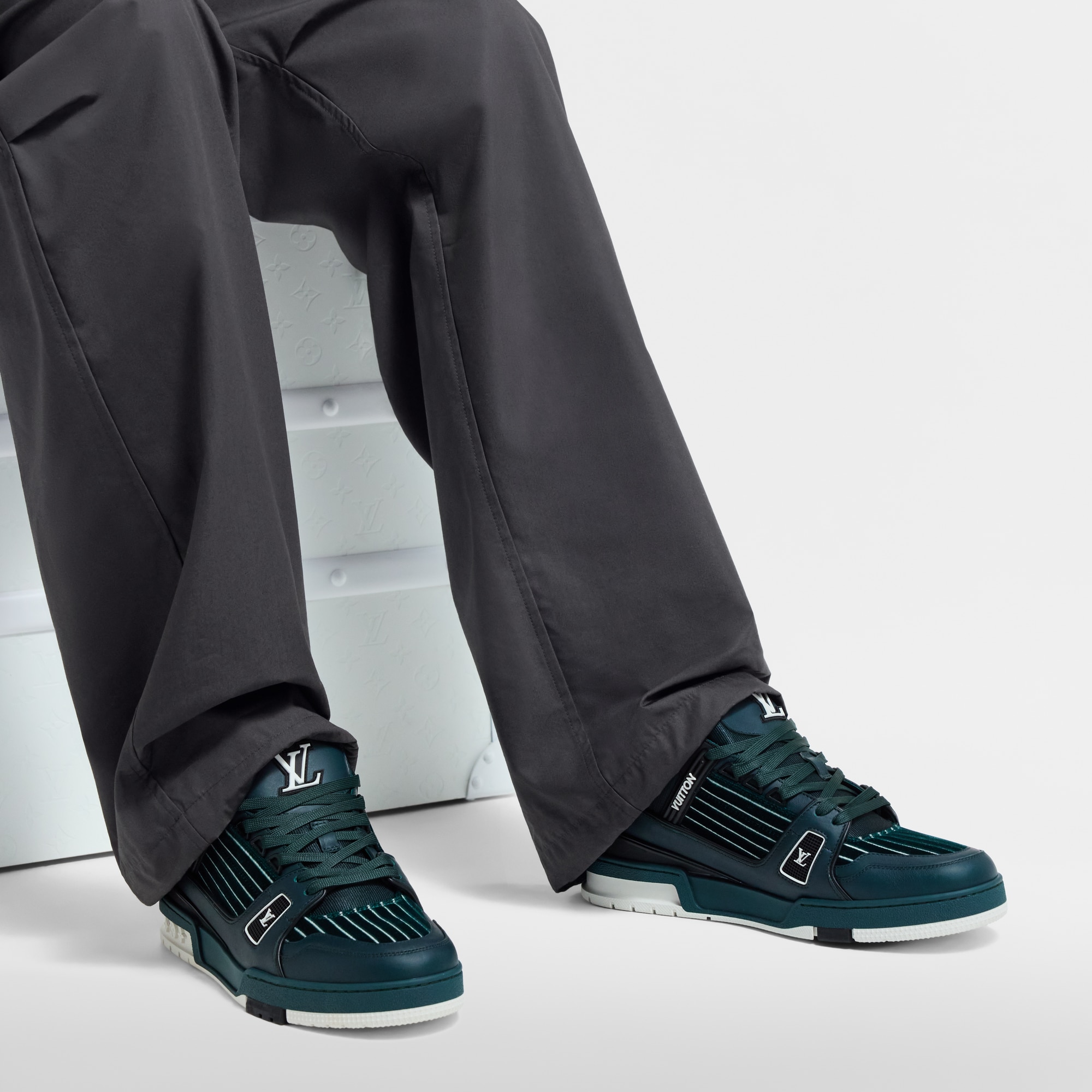 LV Trainer Sneaker  Herren Schuhe Sneakers | LOUIS VUITTON (Zoom)