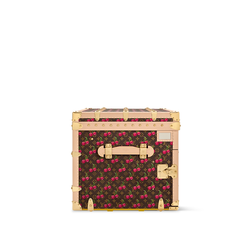 LV x TM Courrier Lozine Carré Cherry Autres Toiles Monogram Trunks, Reisen und Wohnen Trunks und Koffer Trunks und Reisegepäck | LOUIS VUITTON (Zoom)