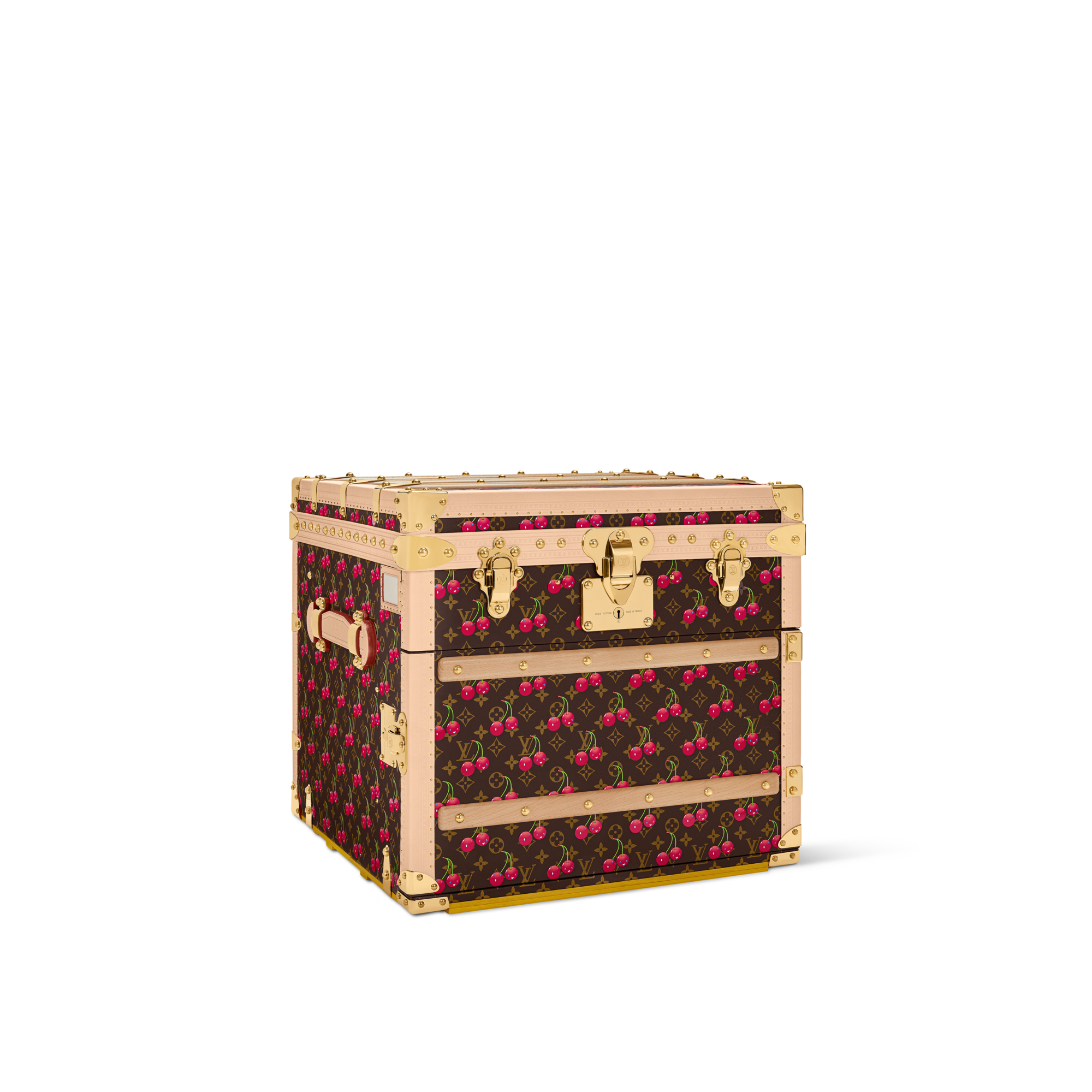 LV x TM Courrier Lozine Carré Cherry Autres Toiles Monogram Trunks, Reisen und Wohnen Trunks und Koffer Trunks und Reisegepäck | LOUIS VUITTON (Zoom)