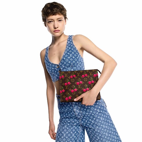 LV x TM Poche Toilette Autres Toiles Monogram Damen Reisegepäck Reiseaccessoires | LOUIS VUITTON (Zoom)