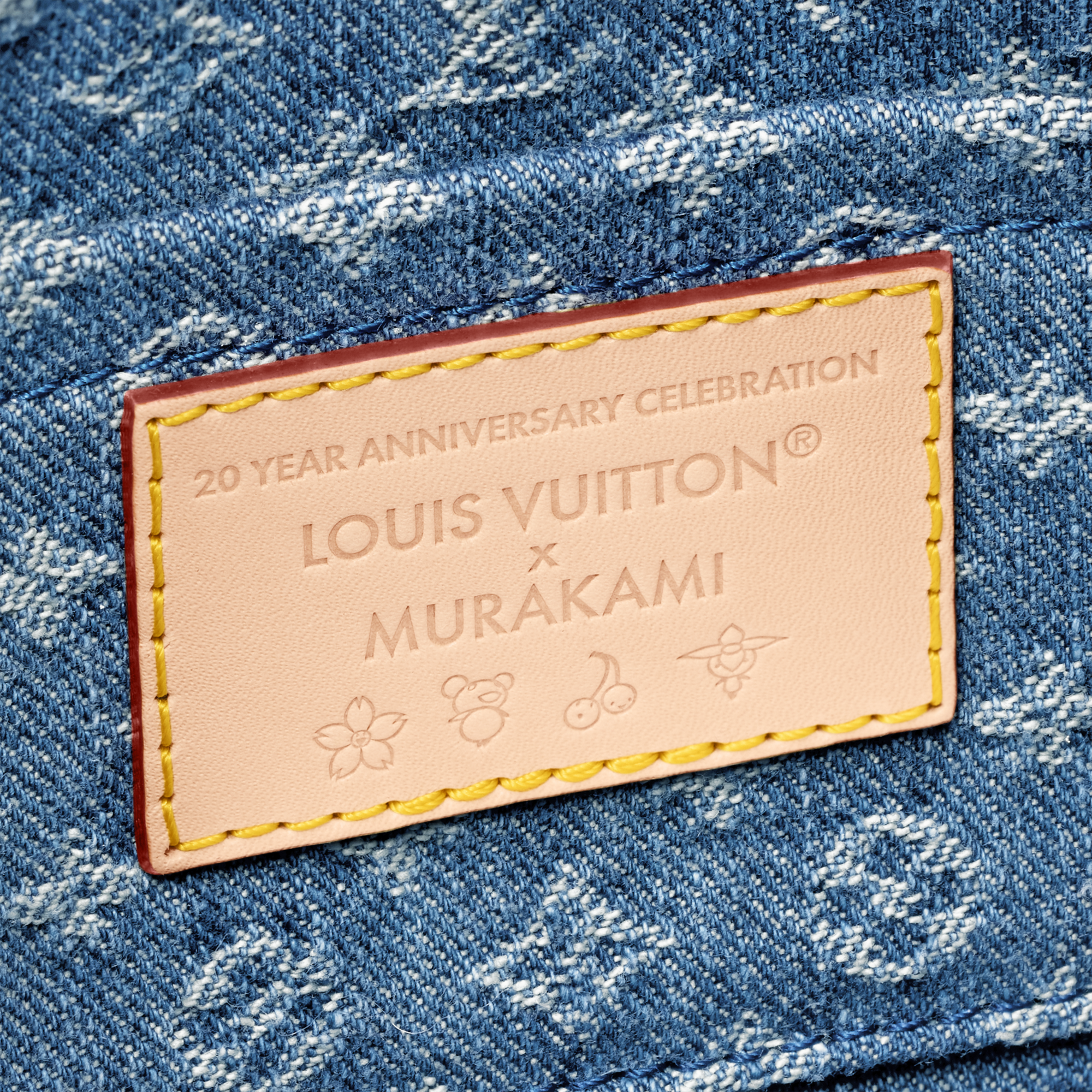 LV x TM Pochette Accessoires Monogram Denim Damen Geldbörsen und Kleinlederwaren Neuheiten | LOUIS VUITTON (Zoom)