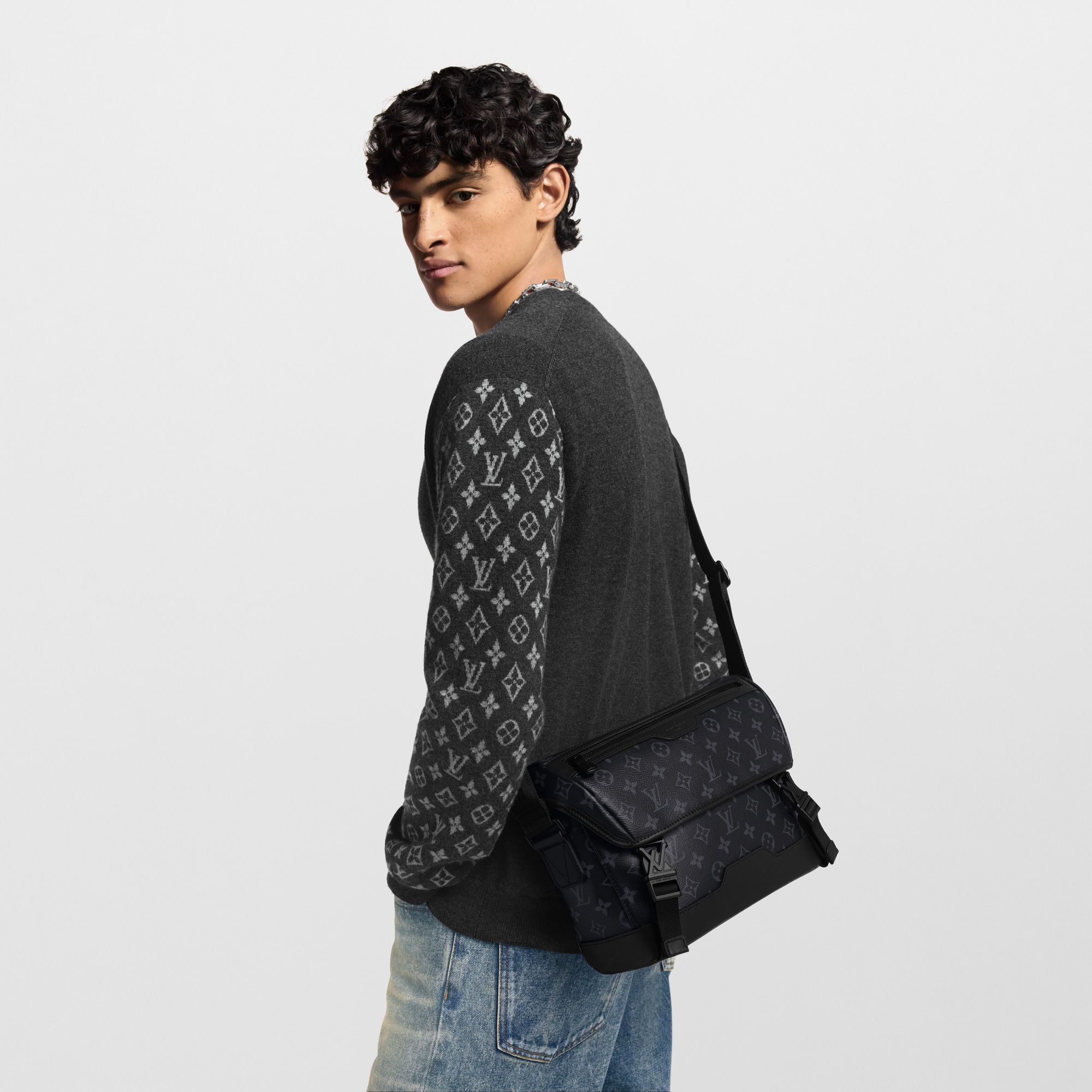 Messenger Voyager PM Monogram Eclipse Canvas Taschen und Kleinlederwaren Herren Taschen Neuheiten | LOUIS VUITTON (Zoom)