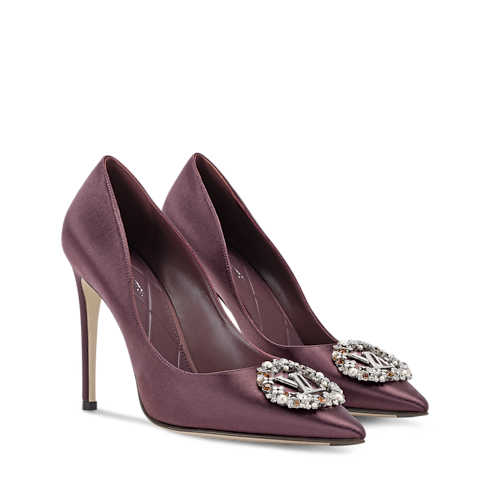 Met Pumps front view