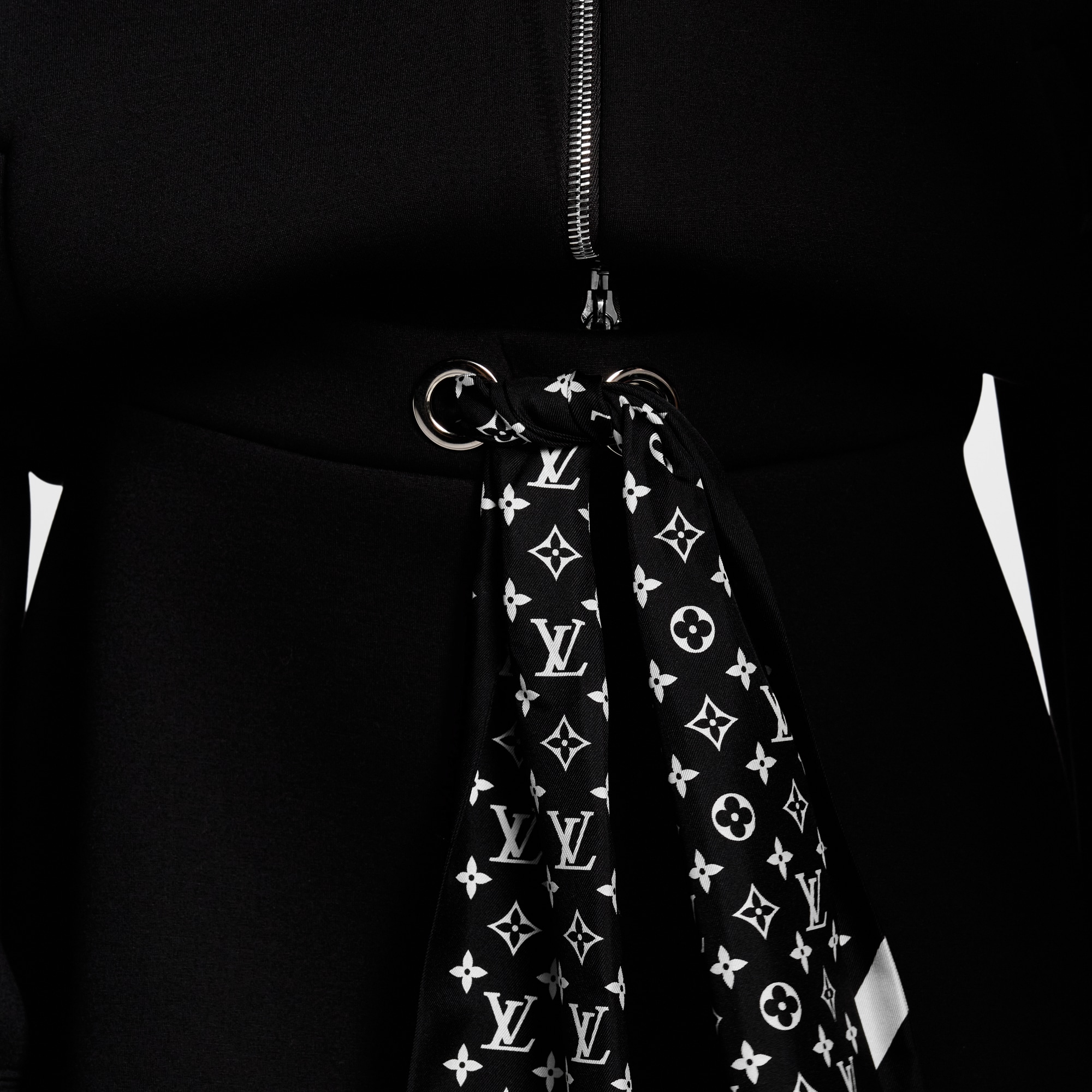 Minirock mit Monogram-Motiv und Schal-Detail  Damen Ready to Wear Röcke und Shorts | LOUIS VUITTON (Zoom)