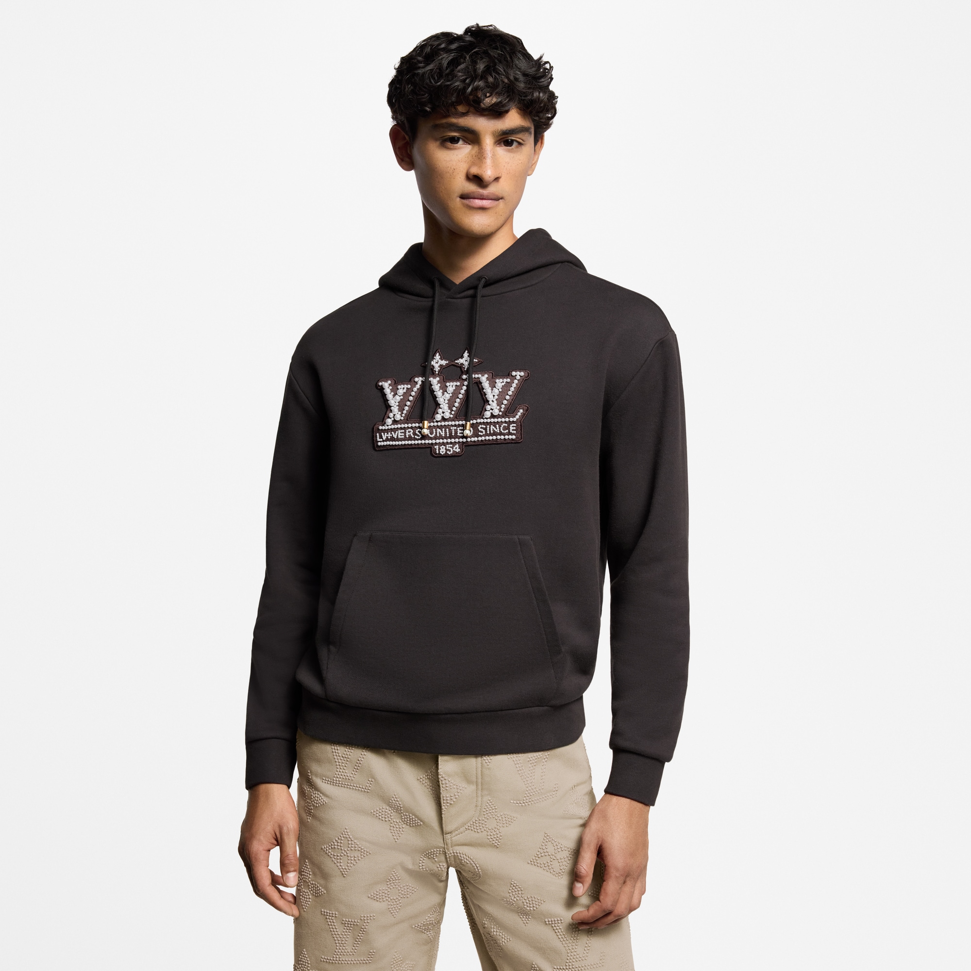Mit Perlen verzierter Hoodie  Herren Ready to Wear Vollständige Ready to Wear | LOUIS VUITTON (Zoom)