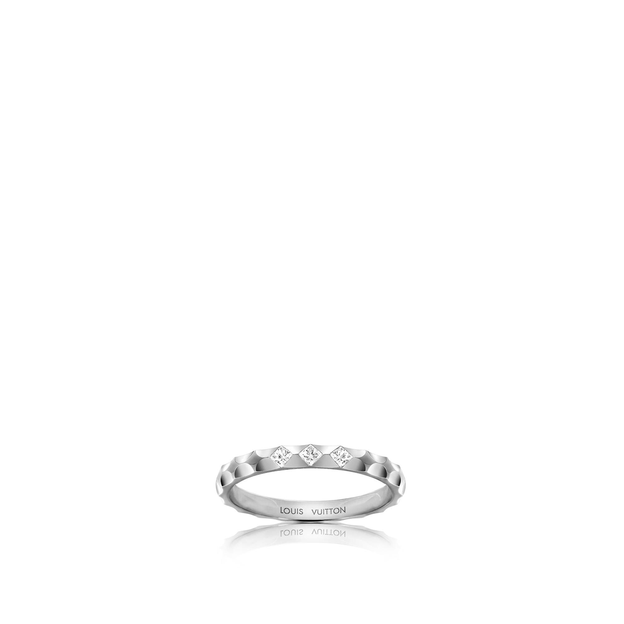 Monogram Infini Trauring aus Weißgold mit drei Diamanten im Prinzess-Schliff  Schmuck Kategorien Schmuck Personalisierung | LOUIS VUITTON (Zoom)