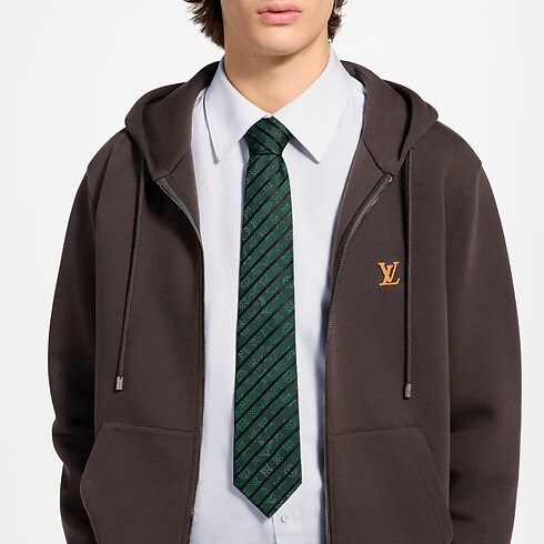 Monogram Varsity Krawatte cropped worn view