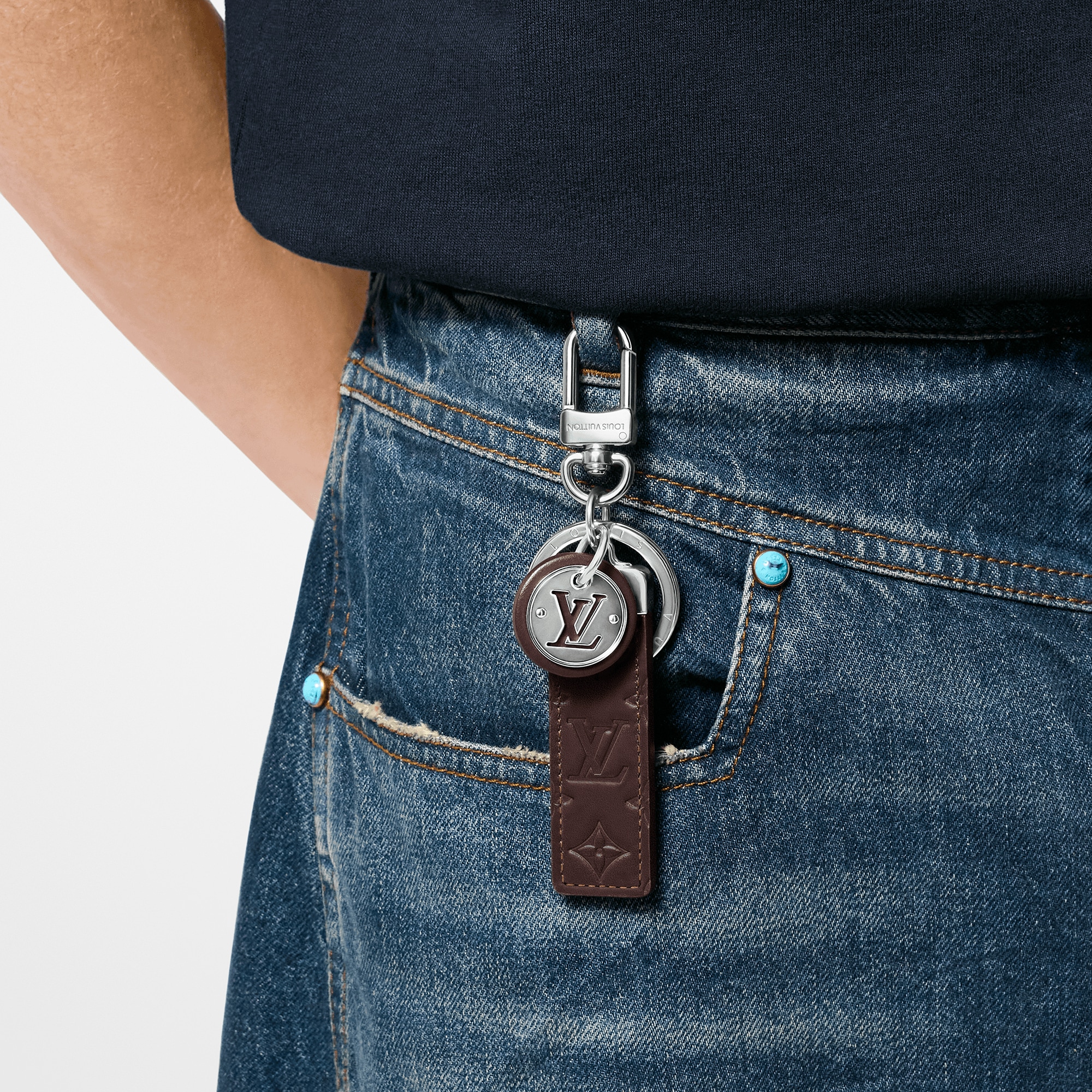 Neo LV Club Schlüsselanhänger und Taschenschmuck S00 Herren Accessoires Schlüsselanhänger und Taschenschmuck | LOUIS VUITTON (Zoom)