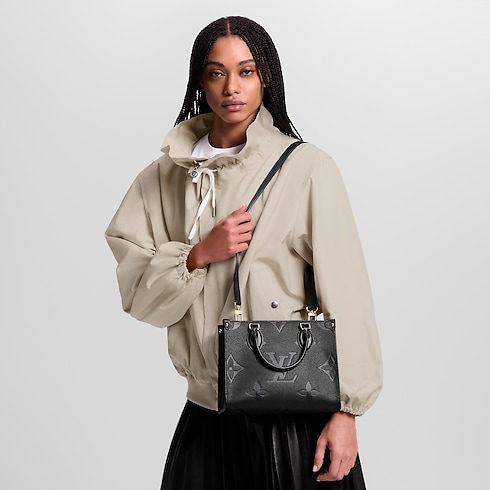 OnTheGo PM Monogram Empreinte Leder Damen Handtaschen Alle Handtaschen | LOUIS VUITTON (Zoom)