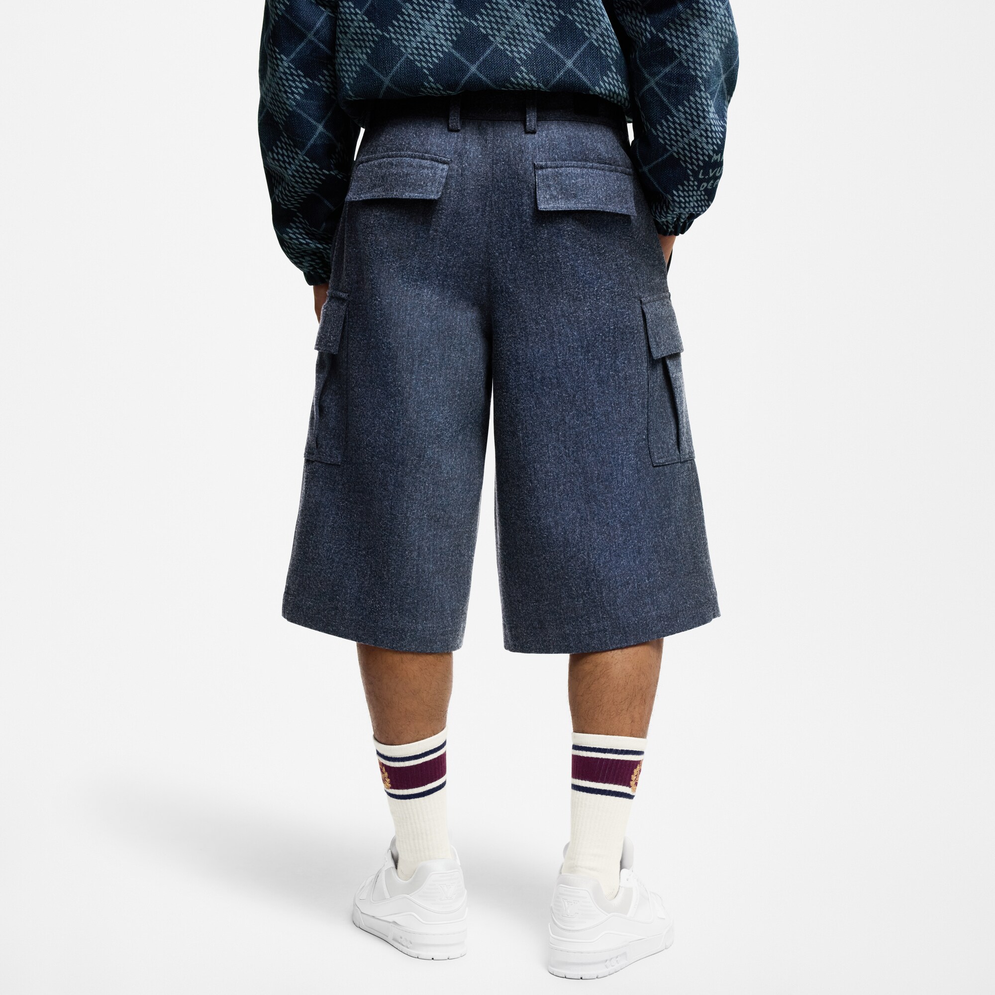 Oversized Cargo-Shorts aus Baumwoll-Wollgemisch  Herren Ready to Wear Hosen | LOUIS VUITTON (Zoom)