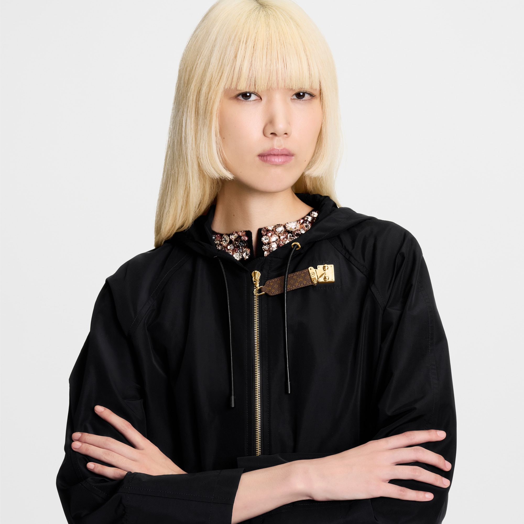 Parka mit Kapuze und S-Schloss  Damen Ready to Wear Mäntel und Jacken | LOUIS VUITTON (Zoom)