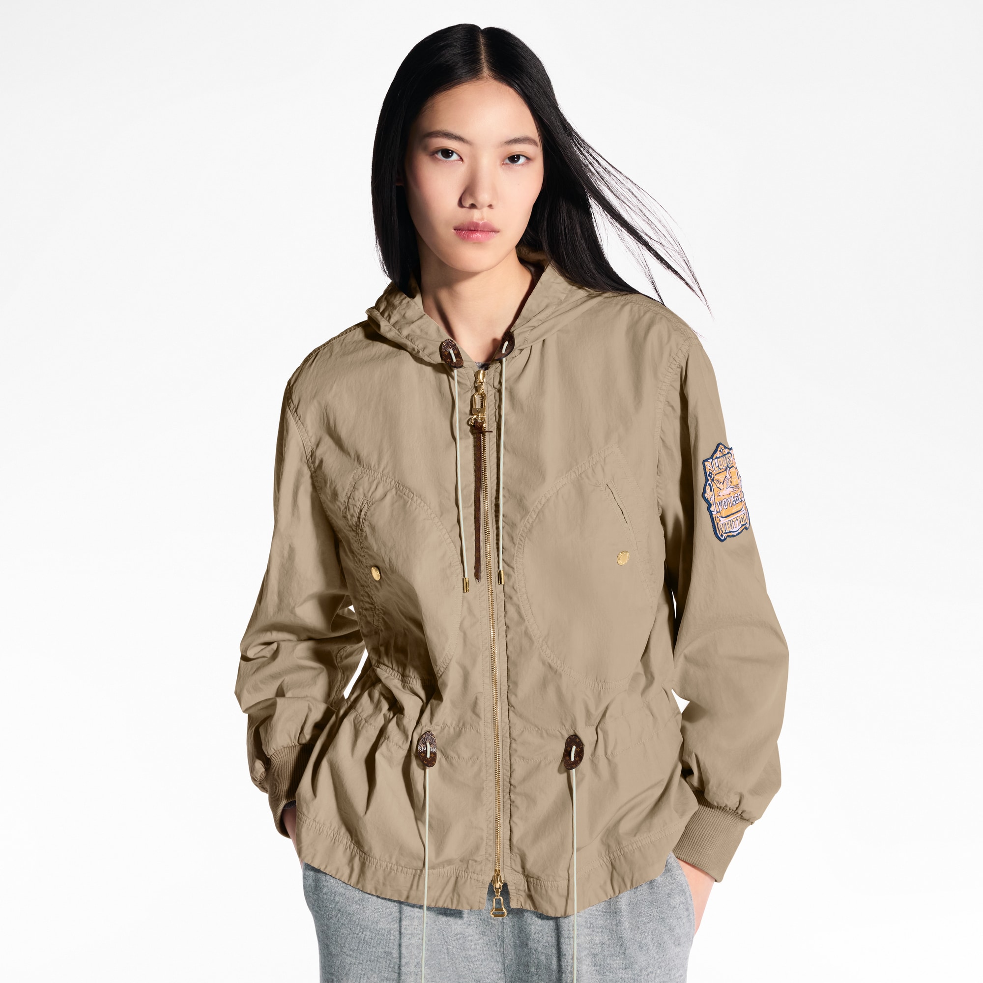 Parka mit Schößchen und gepeachtem Finish  Damen Ready to Wear Mäntel und Jacken | LOUIS VUITTON (Zoom)