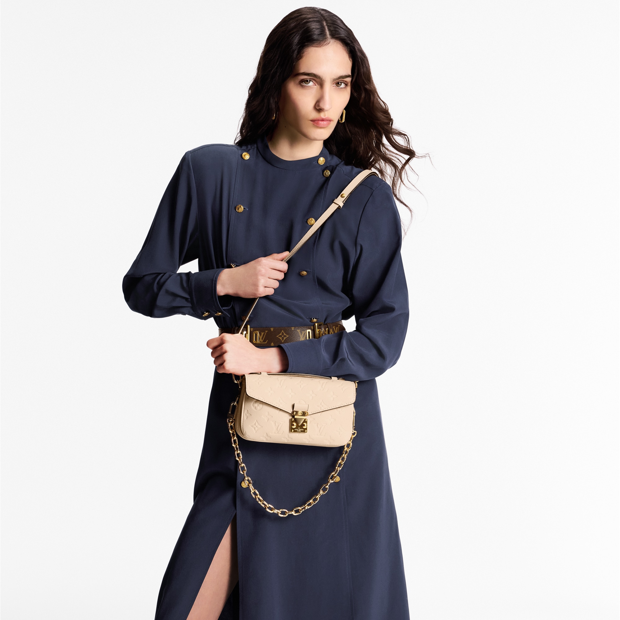 Pochette Métis East West Monogram Empreinte Leder Damen Handtaschen Alle Handtaschen | LOUIS VUITTON (Zoom)