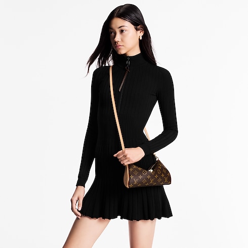 Pochette Tirette Monogram Canvas Damen Geldbörsen und Kleinlederwaren Tragbare Geldbörsen und Mikro-Taschen | LOUIS VUITTON (Zoom)