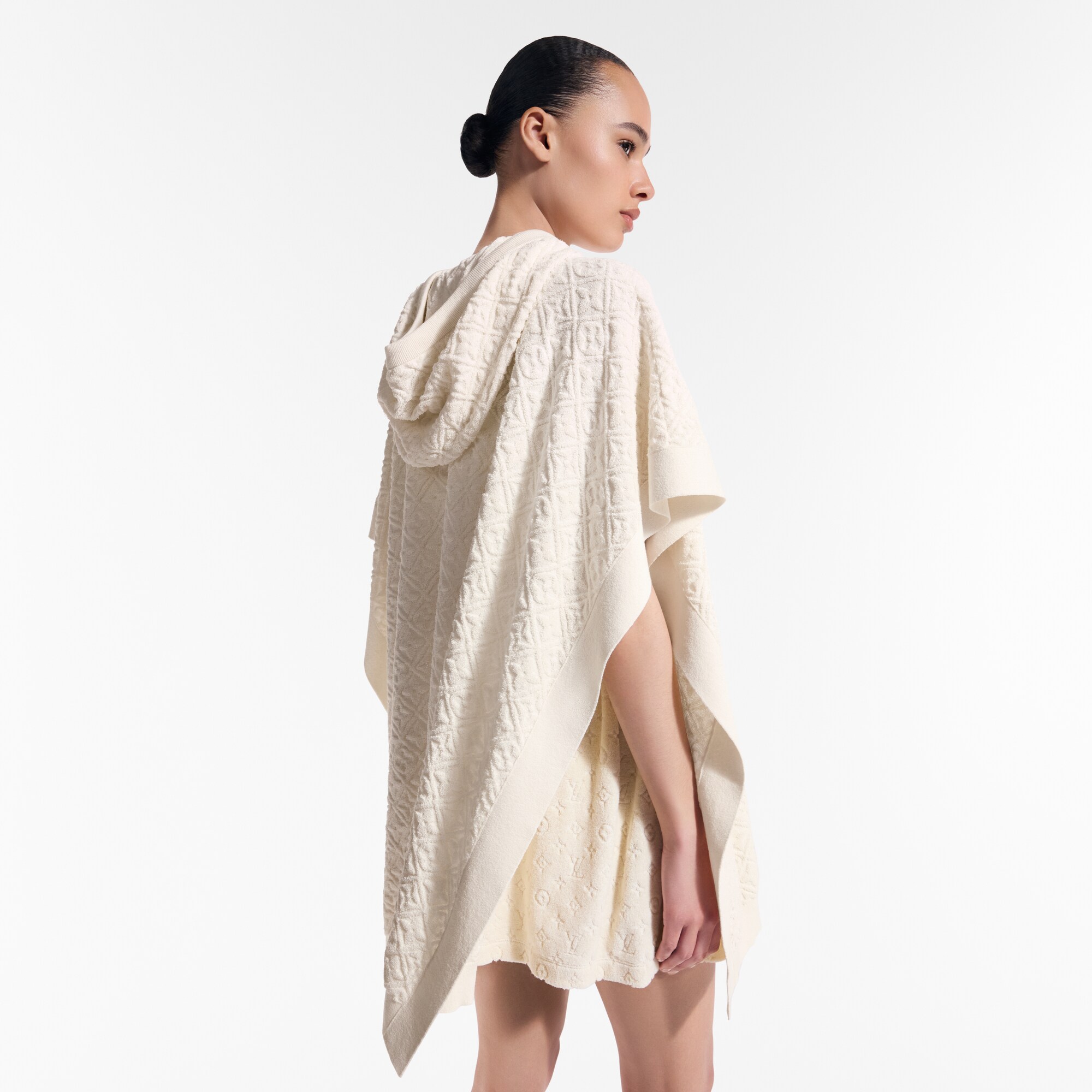 Poncho aus Frottee mit Monogram-Blüte  Damen Ready to Wear Strick | LOUIS VUITTON (Zoom)