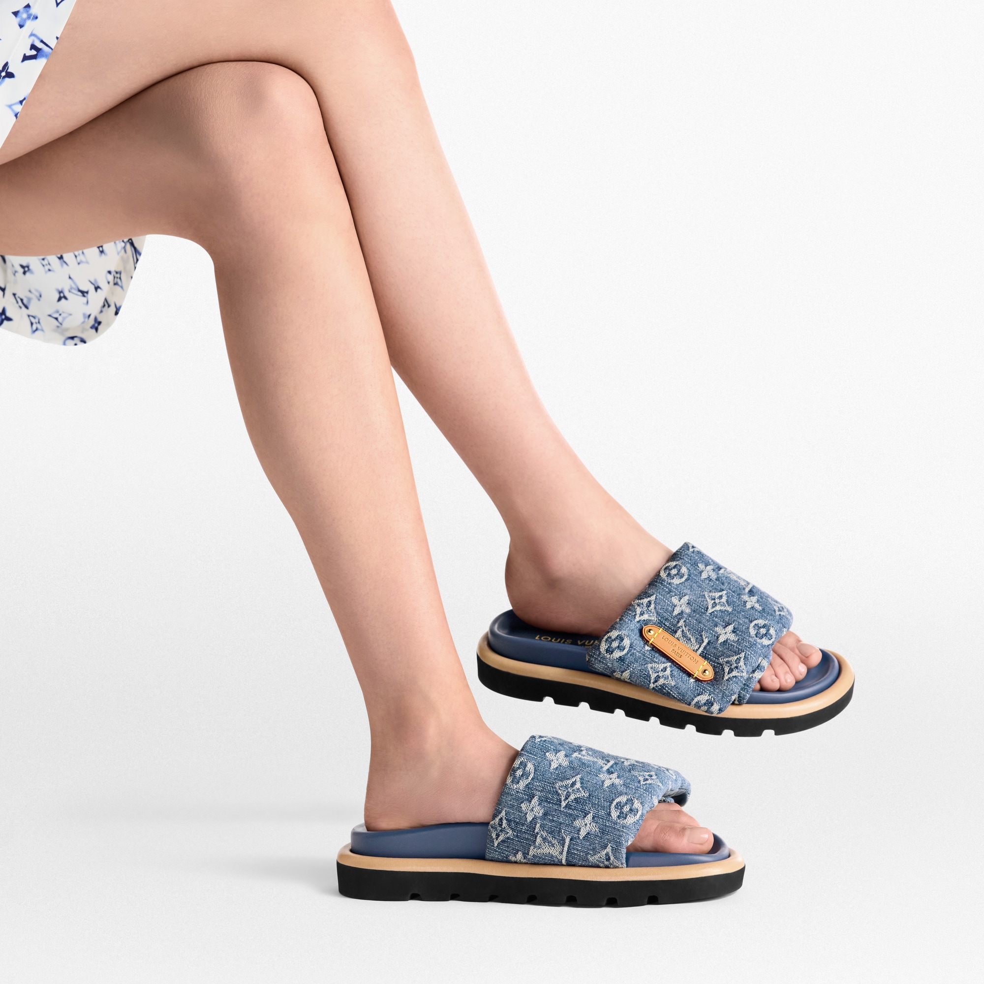 Pool Pillow Comfort Pantolette  Damen Schuhe Pantoletten | LOUIS VUITTON (Zoom)