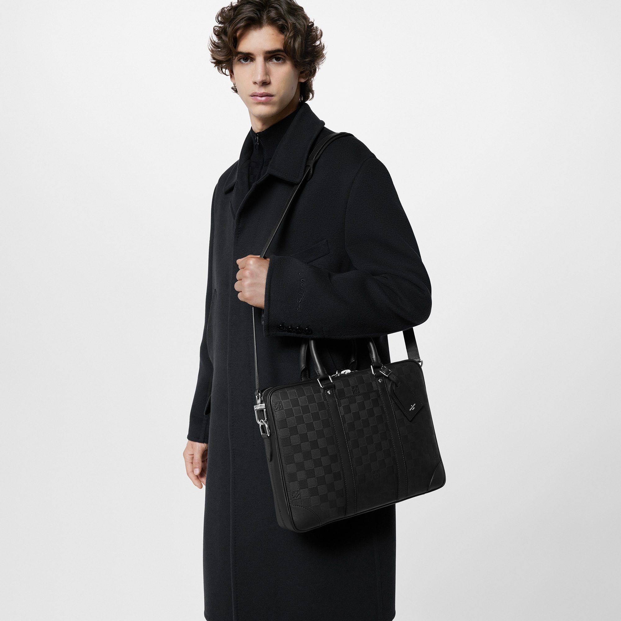 Porte-Documents Voyage NM Damier Infini Leder Herren Taschen All Collections | LOUIS VUITTON (Zoom)
