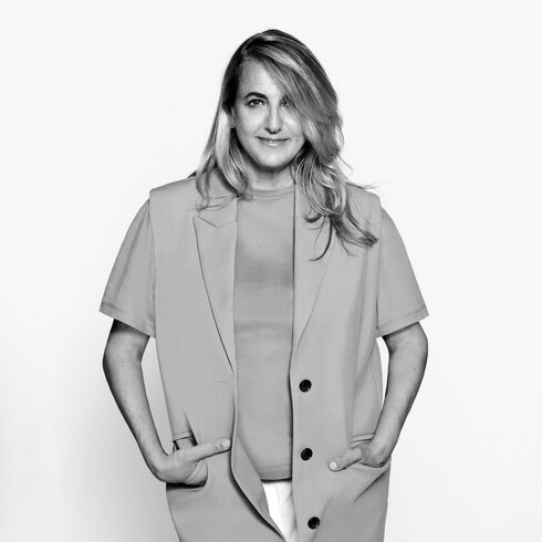 Poster von Patricia Urquiola Trunks, Reisen und Wohnen Wohnen und Art of Dining Dekoration | LOUIS VUITTON