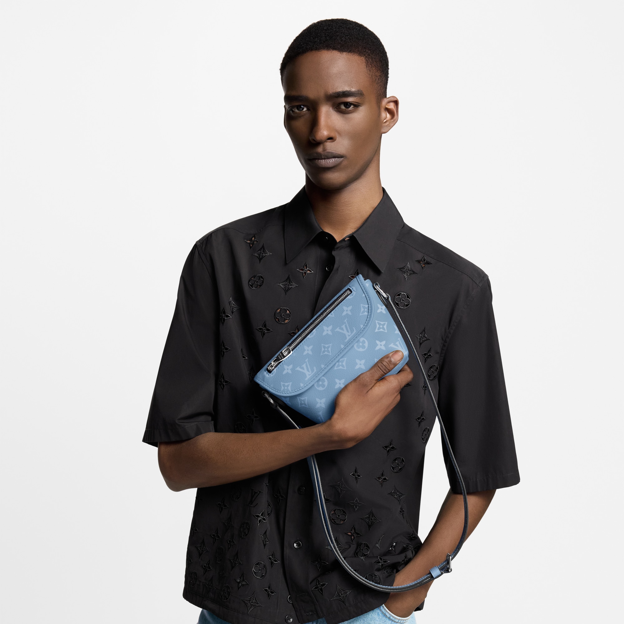 Pulse Wearable Geldbörse Taigarama Herren Geldbörsen und Kleinlederwaren Mini Bags | LOUIS VUITTON (Zoom)