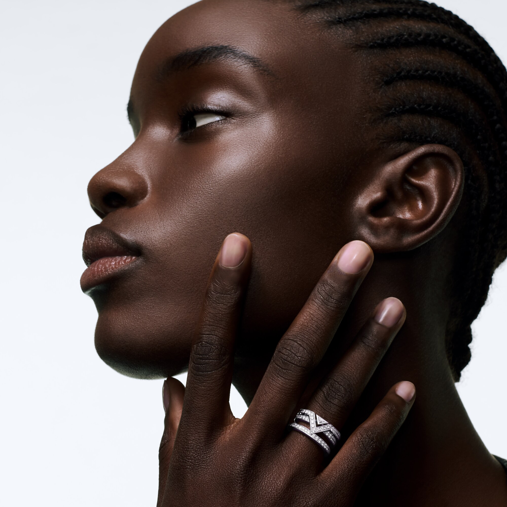 Pure V Ring, Weißgold und Diamanten  Les Extraordinaires Schmuck Ringe | LOUIS VUITTON (Zoom)