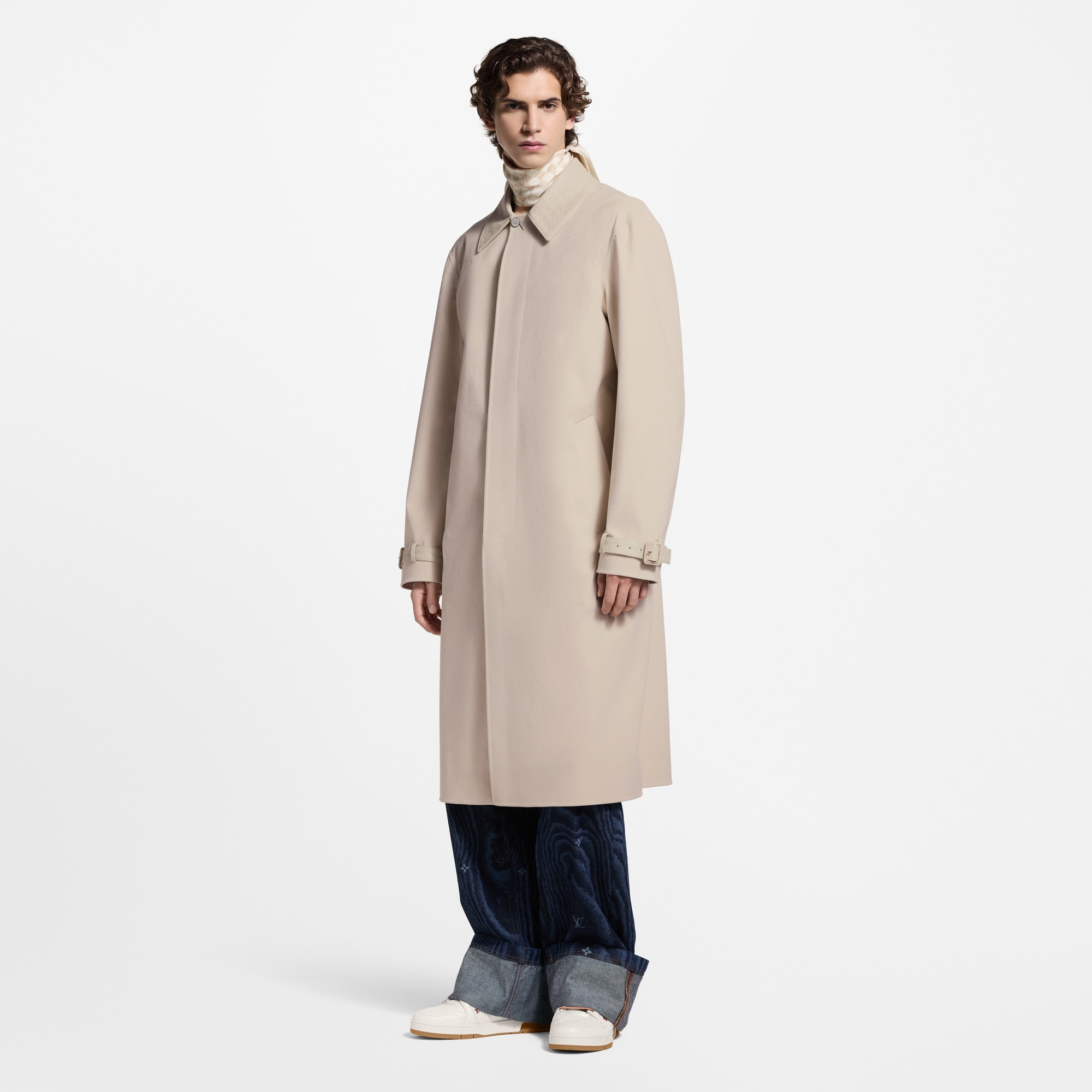 Regenmantel aus technischem Samt  Herren Ready to Wear Jacken und Mäntel | LOUIS VUITTON (Zoom)