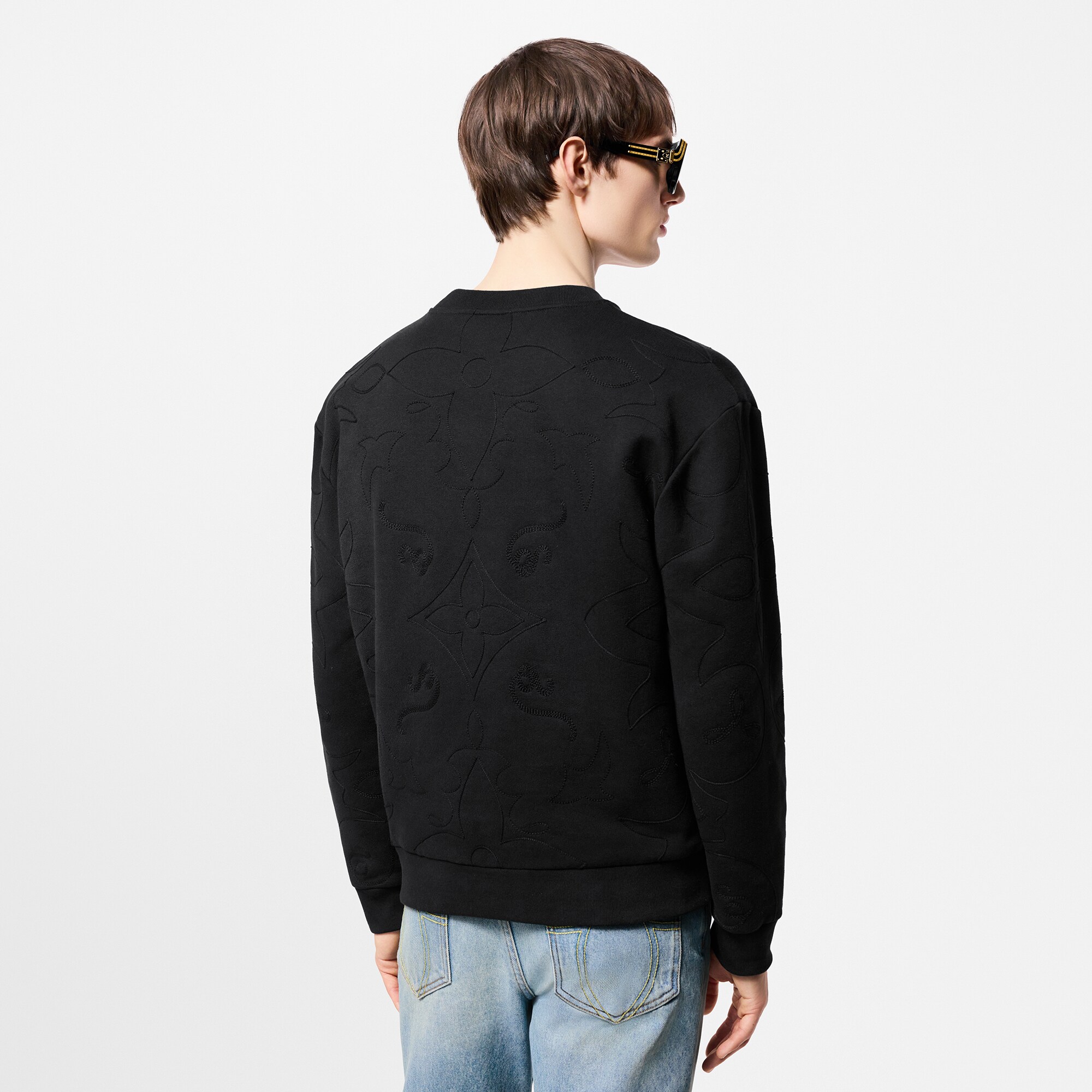 Rundhals-Shirt aus Baumwolljersey mit Stickereien  Herren Ready to Wear Strick und Sweatshirts | LOUIS VUITTON (Zoom)