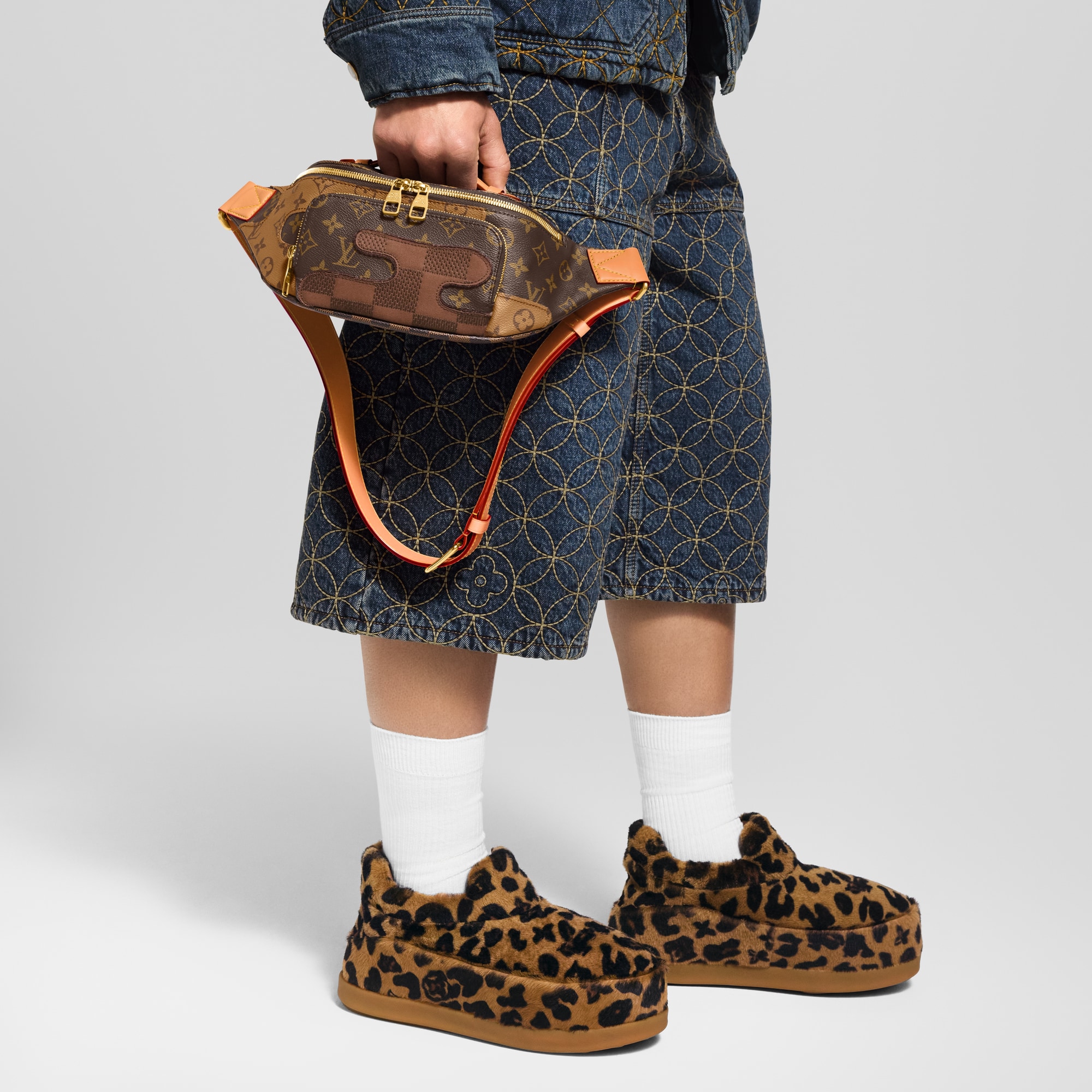 Rush Bumbag Autres Toiles Monogram Taschen und Kleinlederwaren Herren Taschen Neuheiten | LOUIS VUITTON (Zoom)